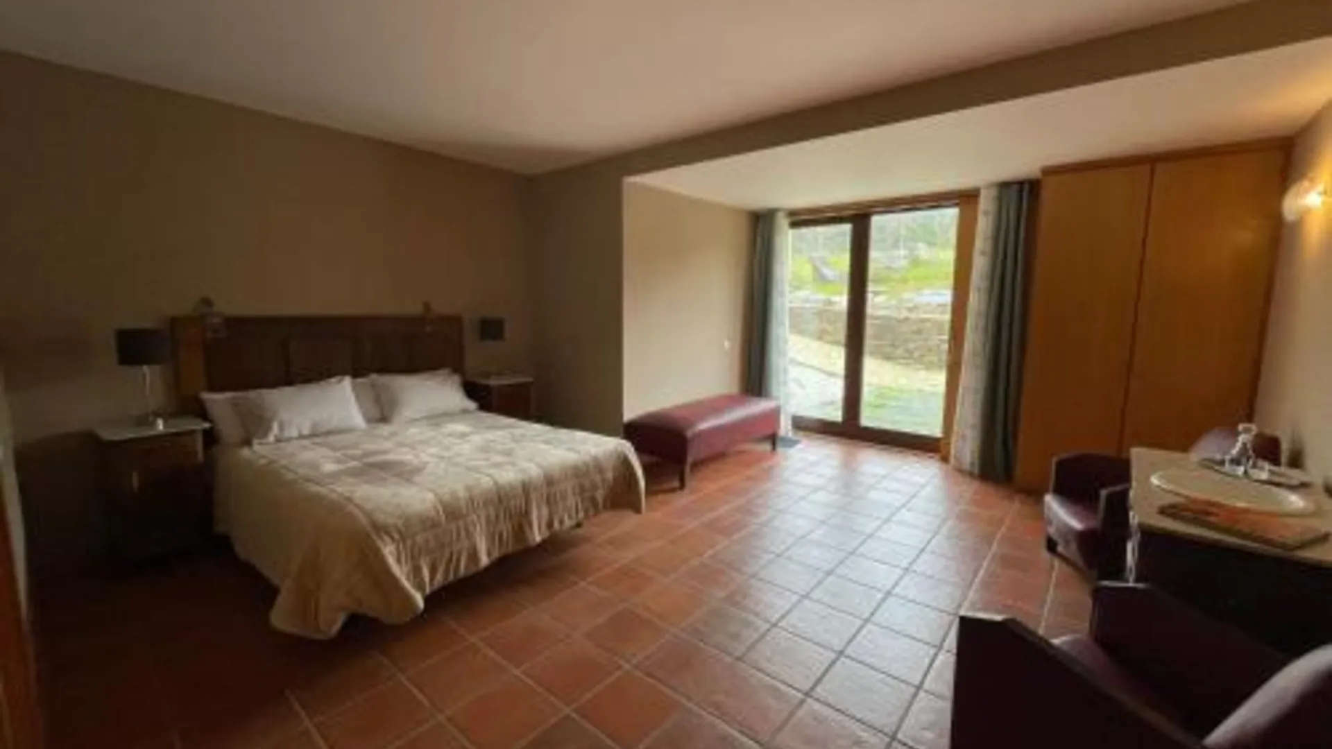 프라익소 데 에스파다 아 신타 Quinta Do Salgueiro B&B - Turismo Rural 4성급 호텔 스위트룸