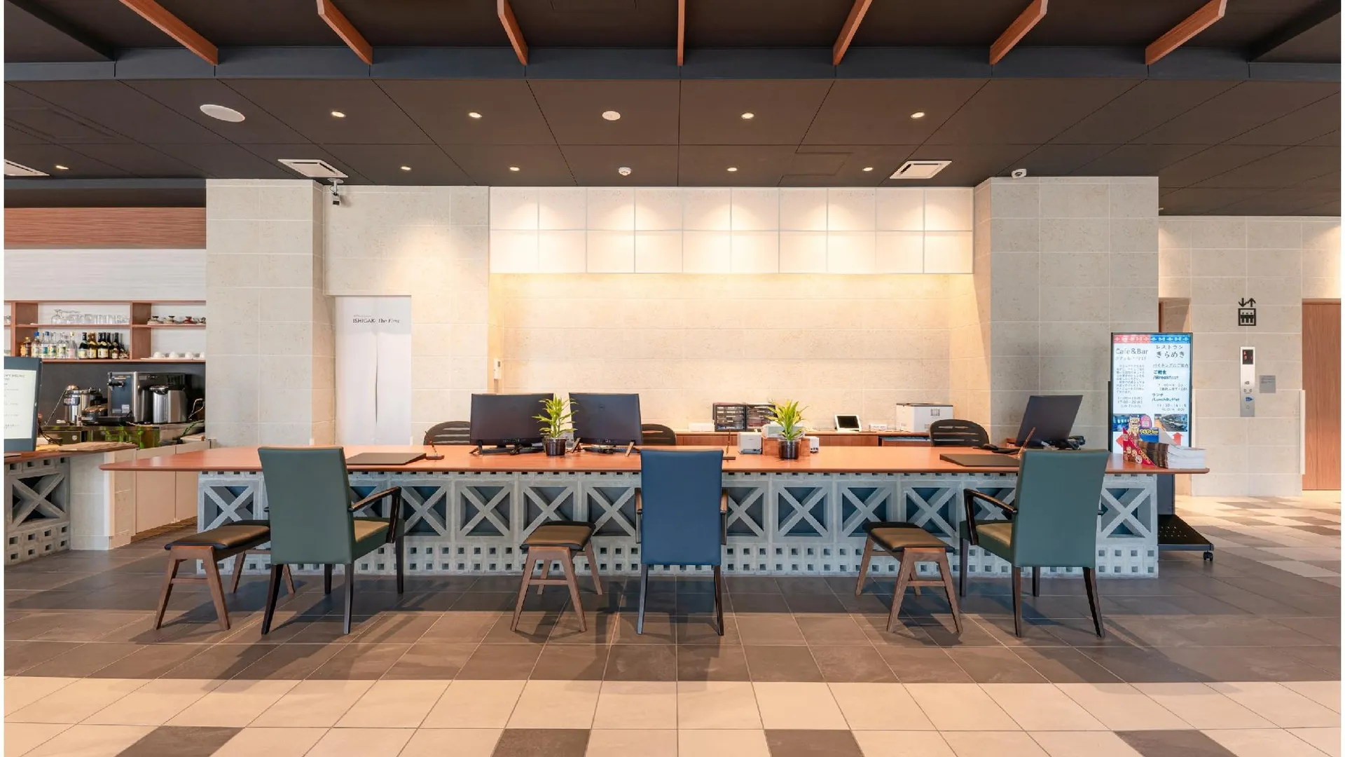 이시가키 호텔 그랑뷰 이시가키 더 퍼스트 3성급 호텔 수영장