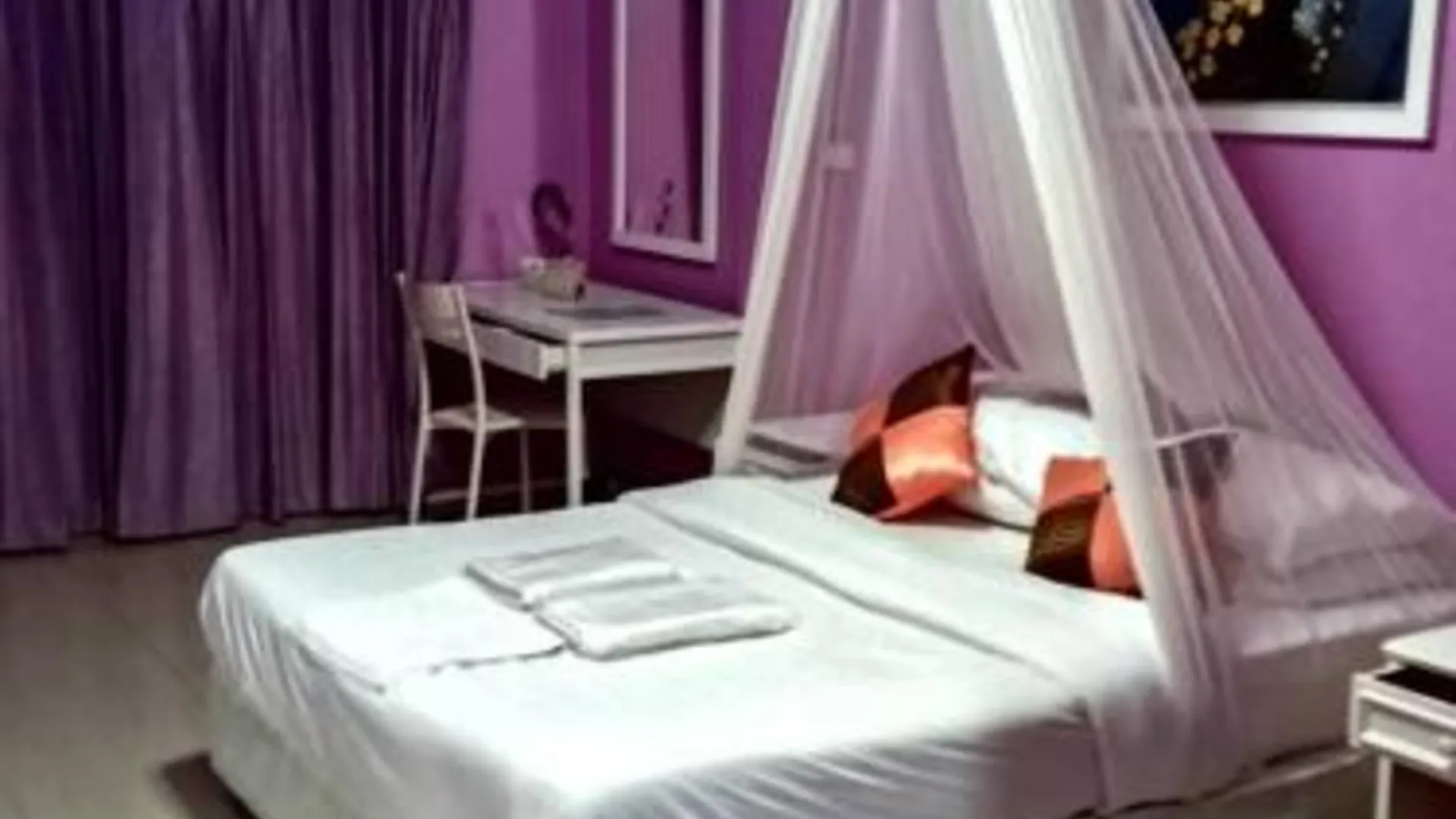 방콕 Baan Sood Soi Residence 1 บ้านสุดซอย เรซิเด้นท์ 1 2성급 호텔 스위트룸