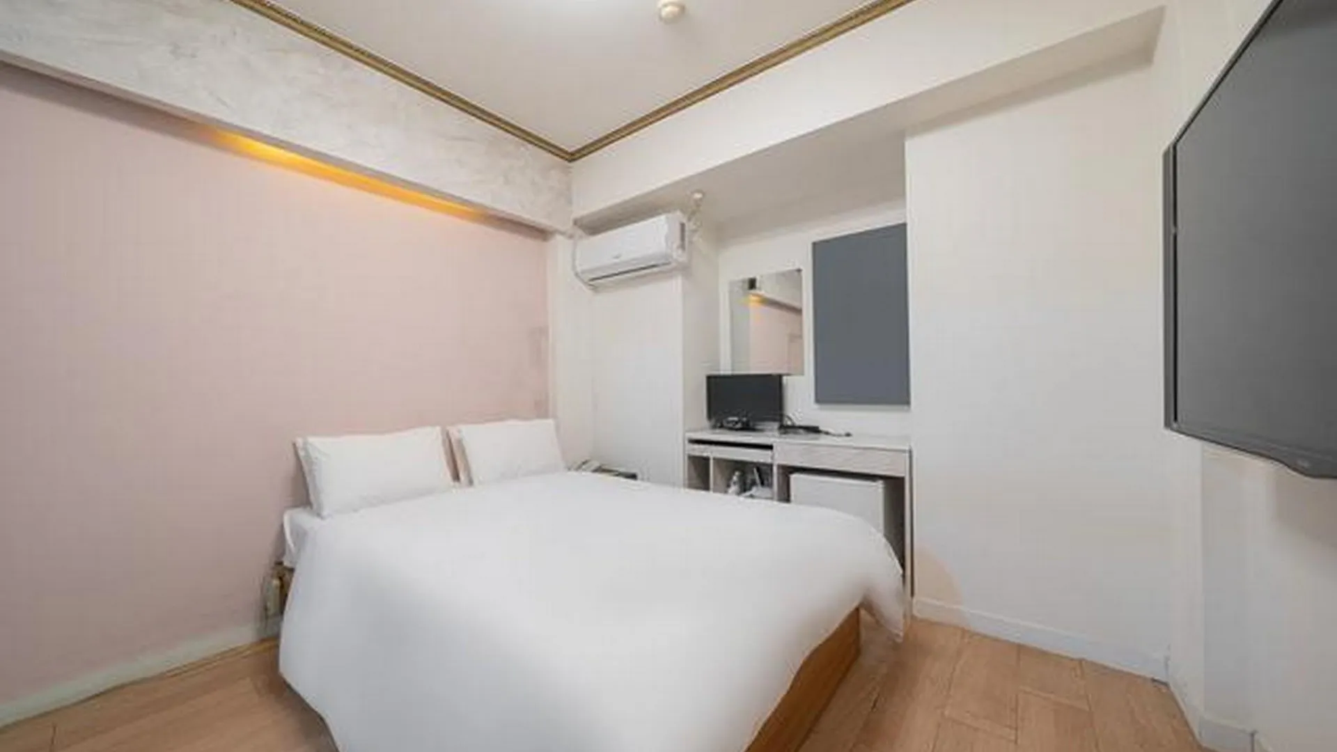 서울 회기 모텔 호텔 수영장