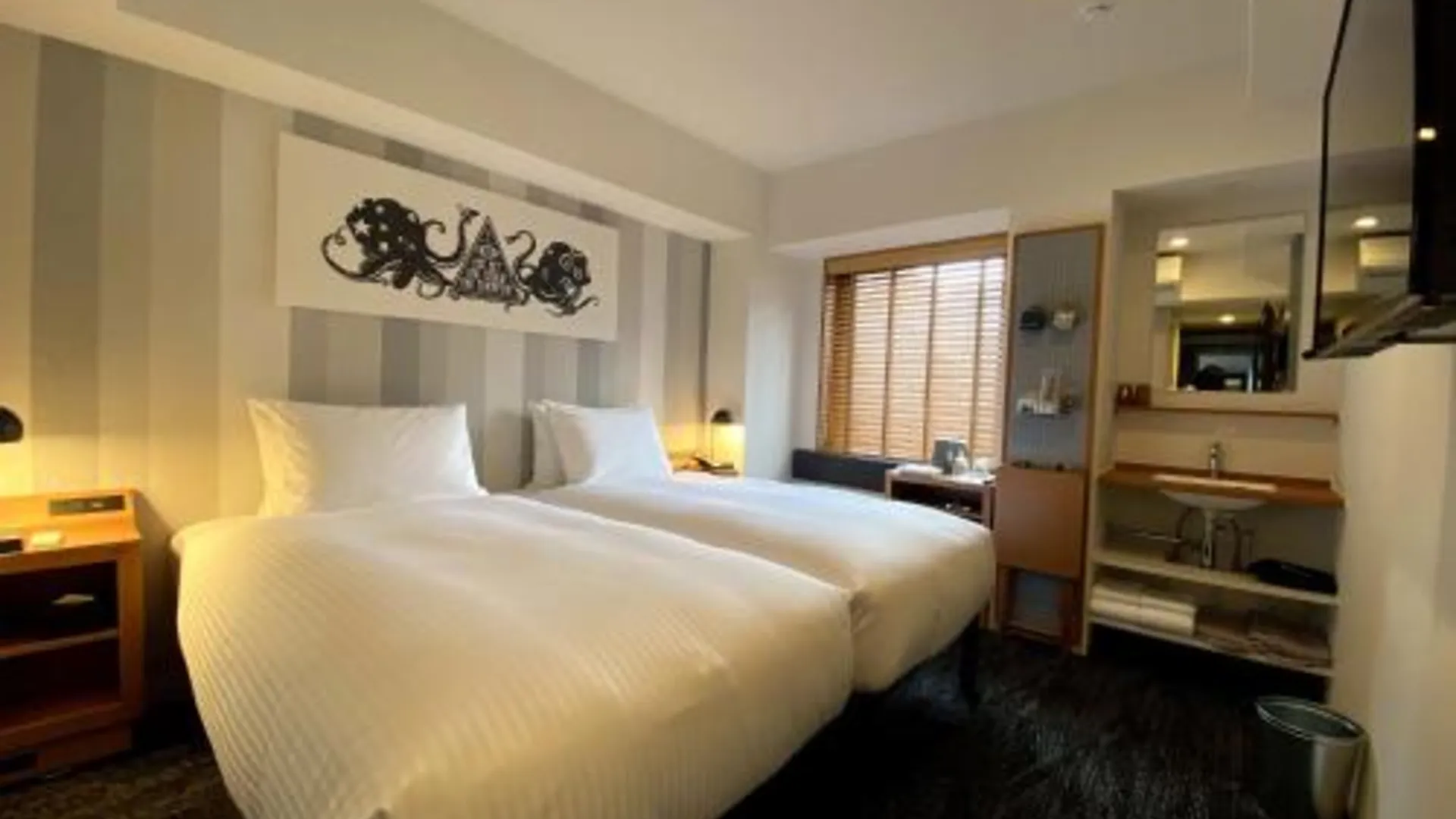 오사카 우메다홀릭 호텔 3성급 호텔 스위트룸