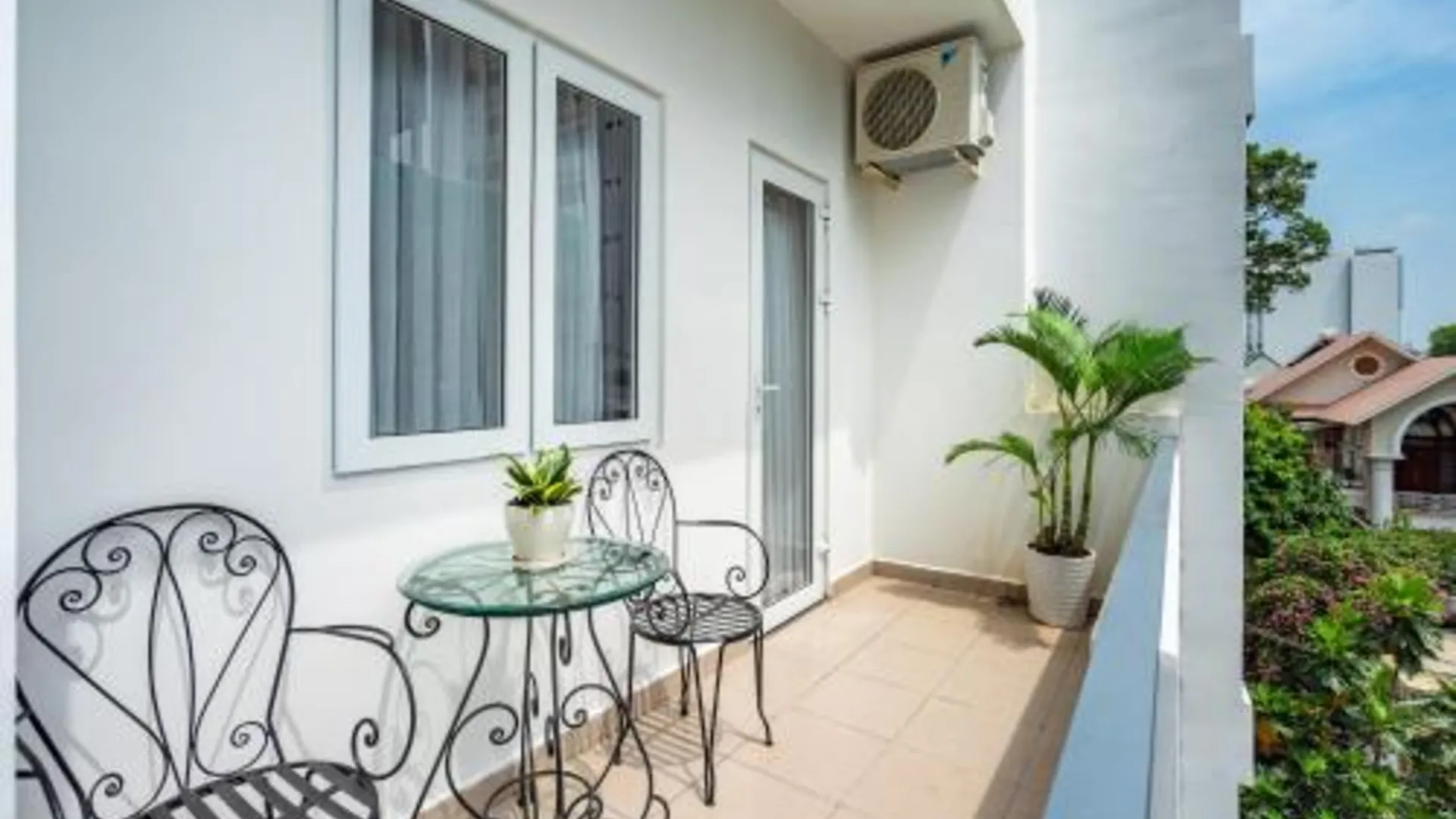 호치민 사이공 원 서비스 아파트먼트 3성급 호텔 외관