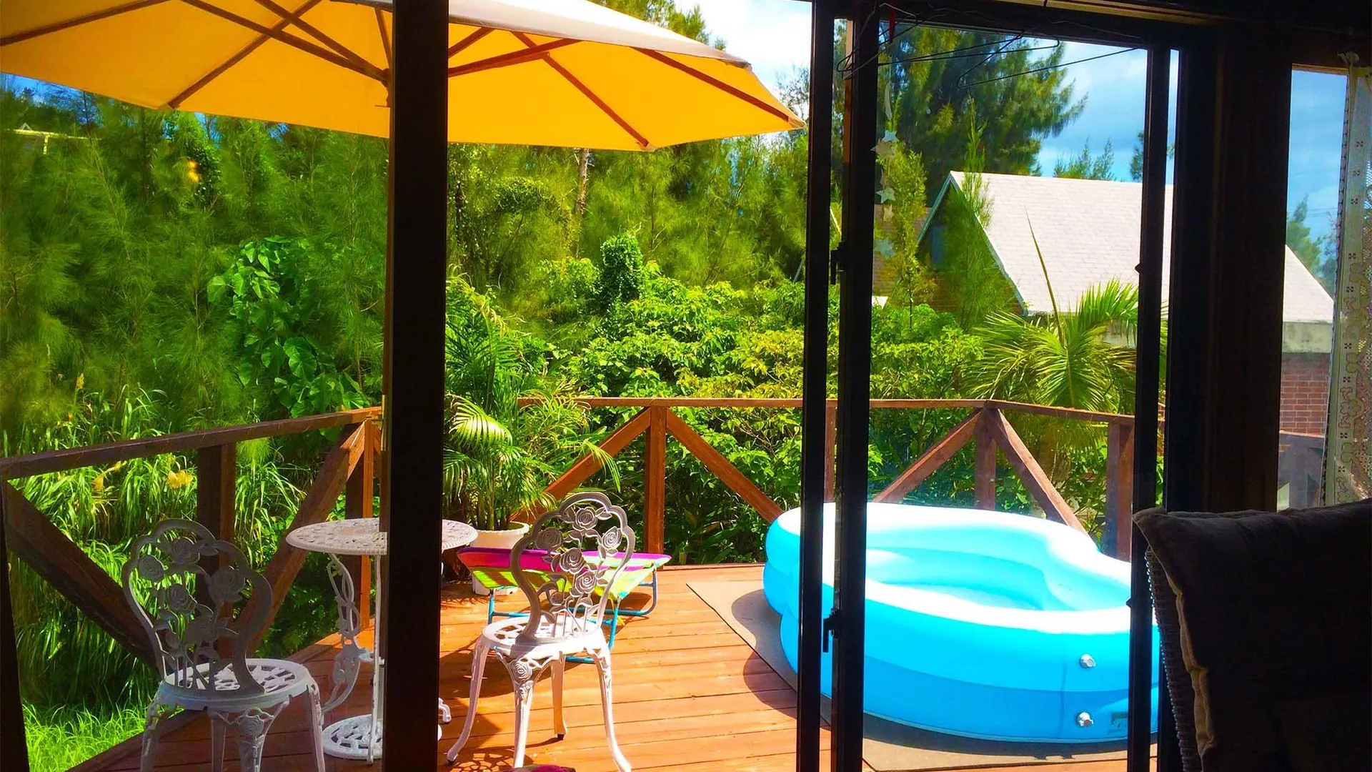 오키나와 본섬 스태리 포레스트 코티지 4성급 게스트하우스 로비