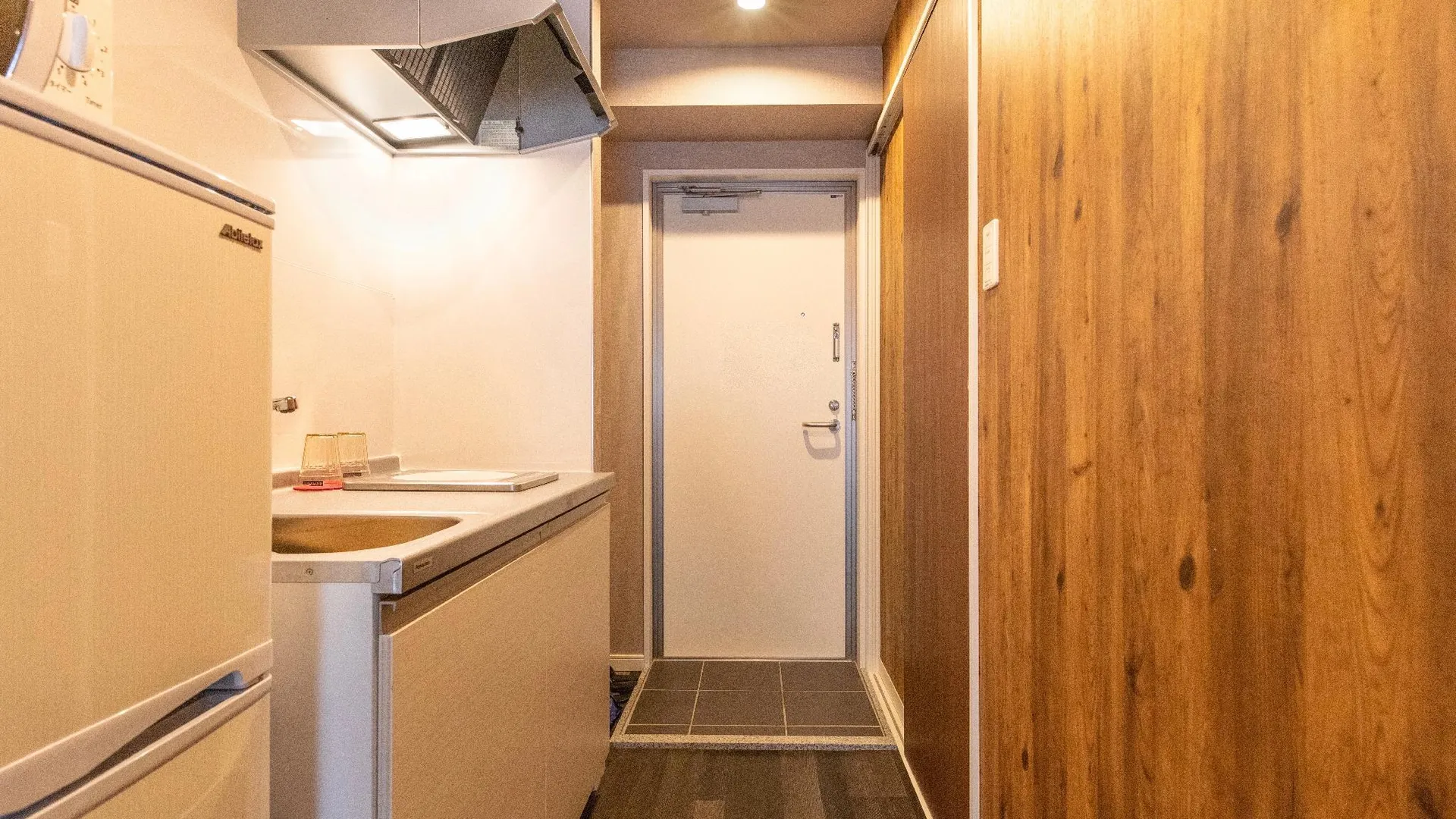 오키나와 본섬 미스터 긴조 인 알라하 스타일 1성급 호텔 로비