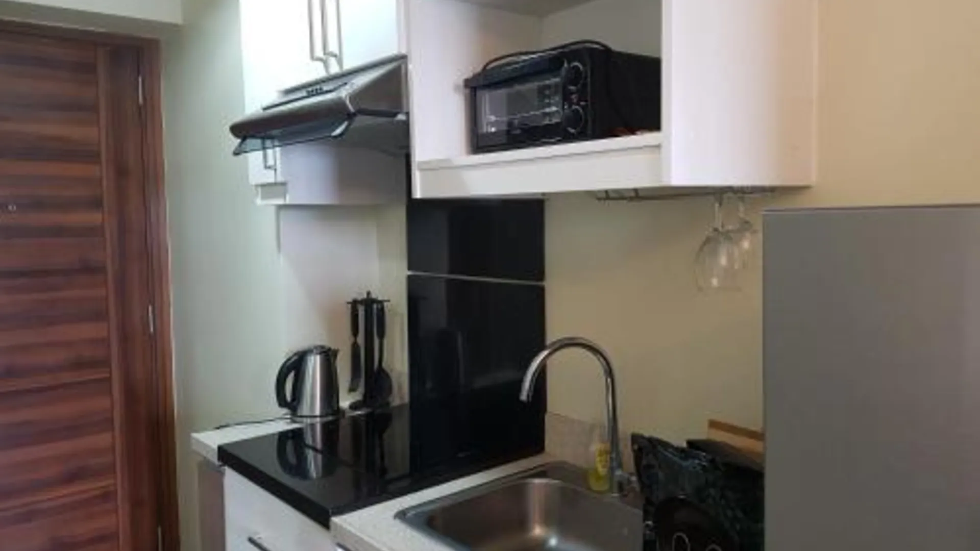 세부 KC 스튜디오 5 앳 호라이즌 101 세부 4성급 게스트하우스 레스토랑