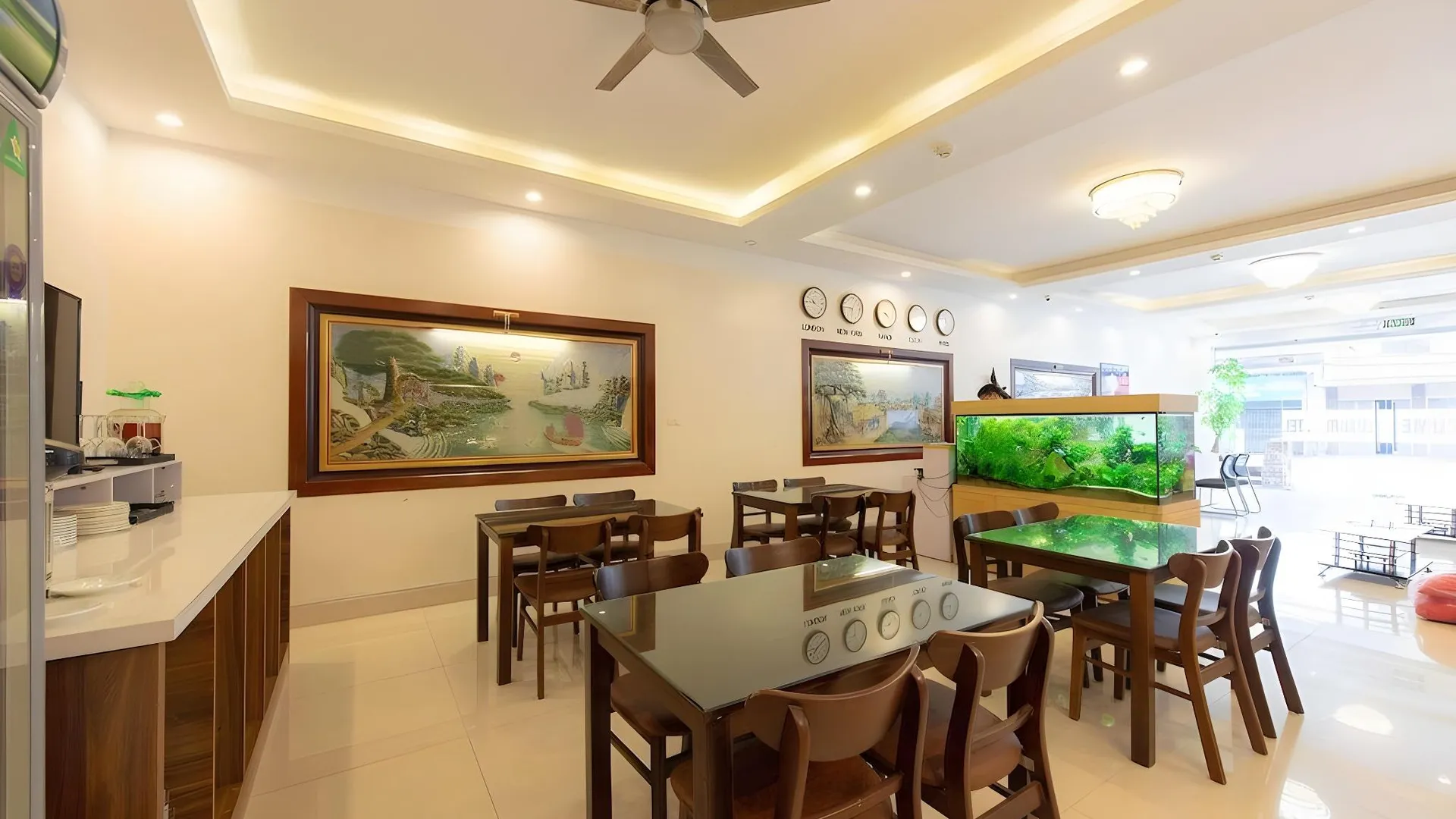 하노이 럭셔리 에어포트 호텔 앤 스파 3성급 호텔 외관