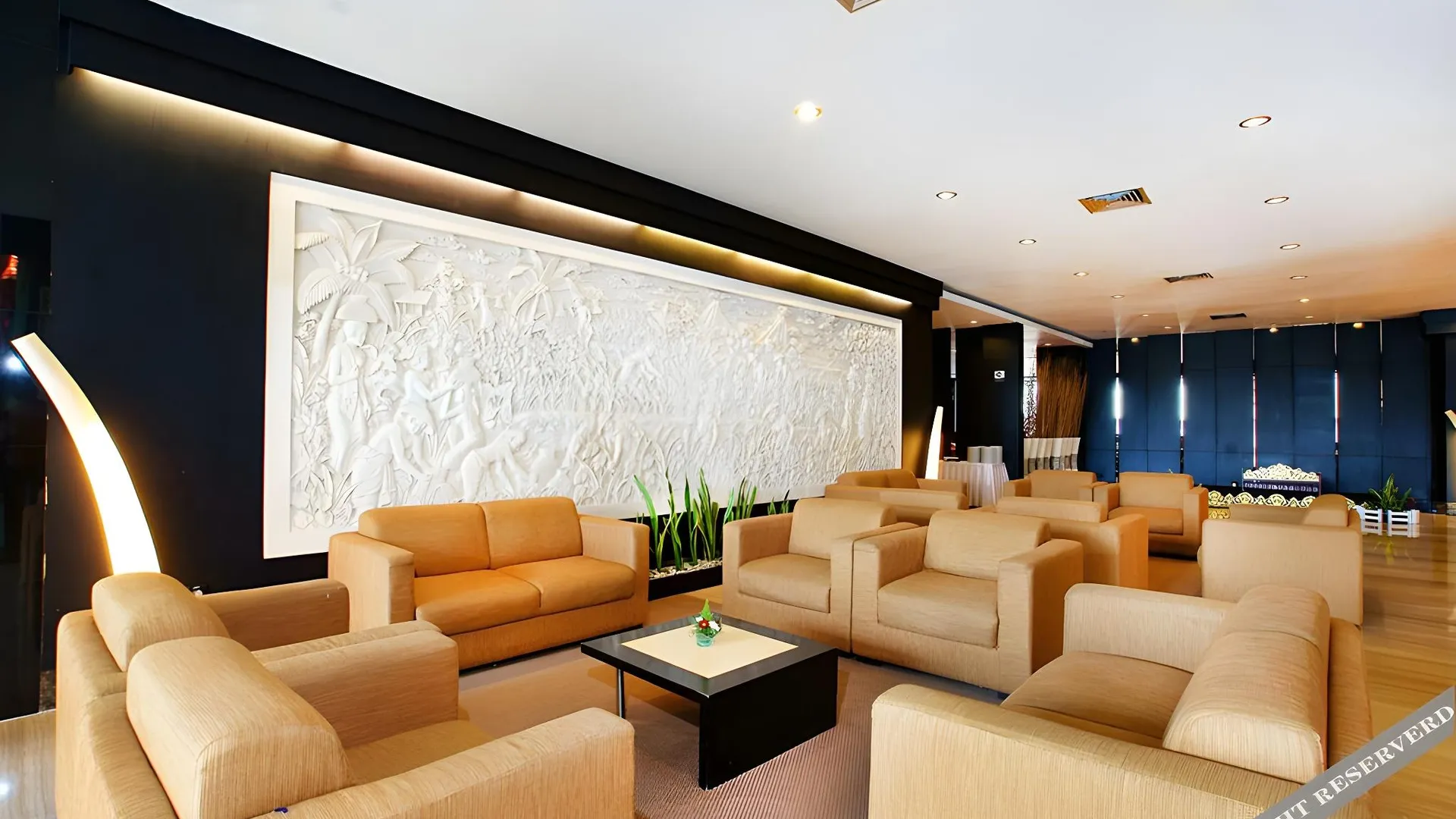 발리 애스톤 덴파사르 호텔 앤 컨벤션 센터 4성급 호텔 로비