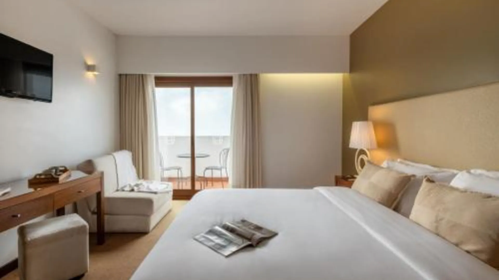 포보아 데 바짐 사오 펠릭스 호텔 힐사이드 앤 네이처 4성급 호텔 스위트룸