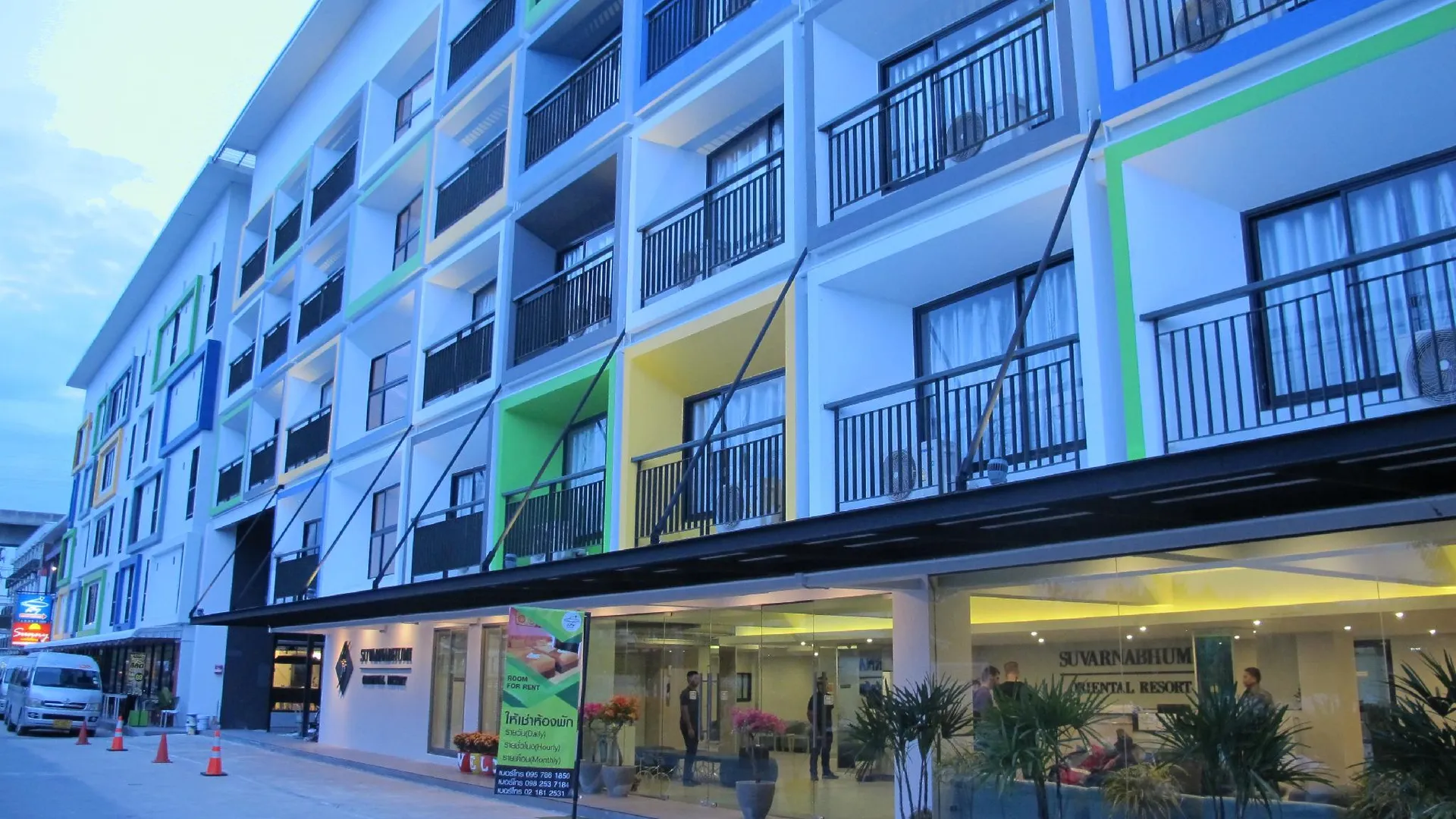 방콕 수완나품 오리엔탈 리조트 2성급 호텔 객실