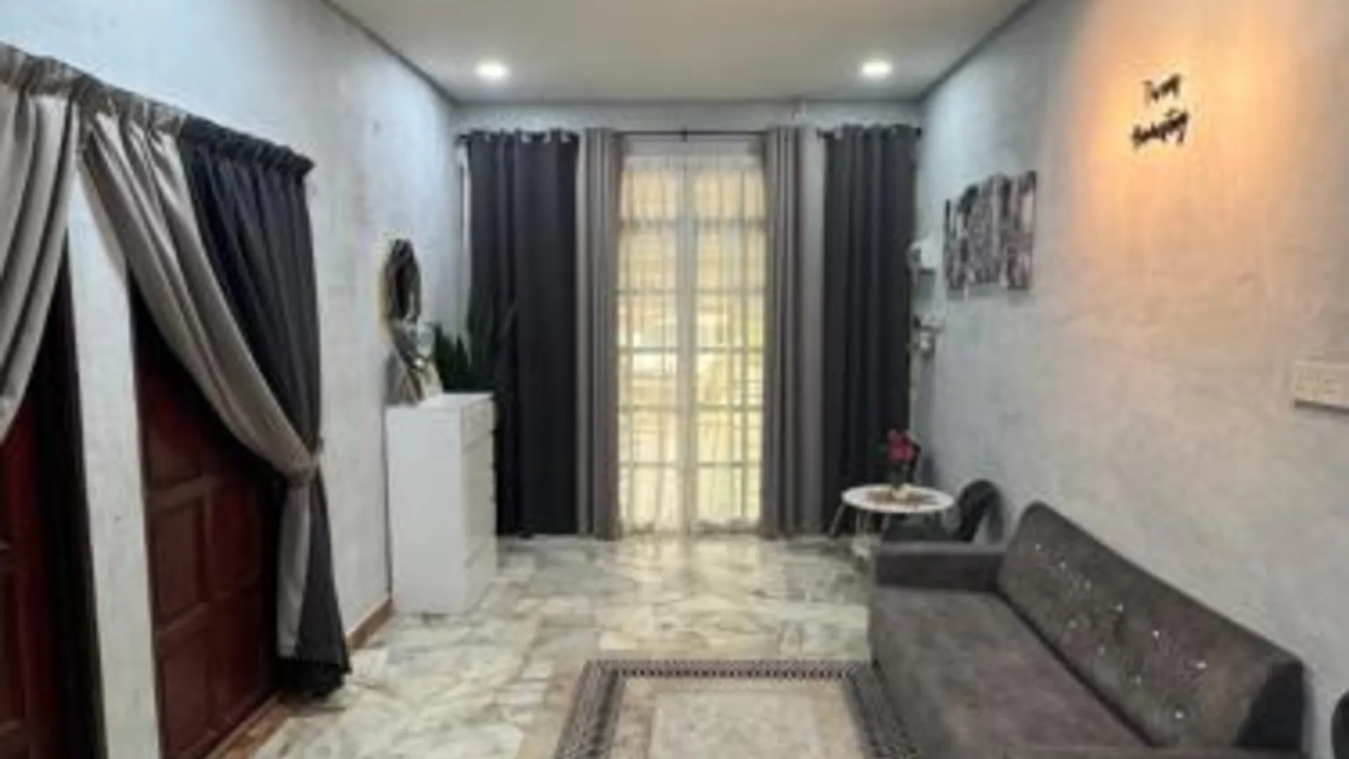 쿠알라 네랑 쿠알라 네랑의  (m², 침실 2개, 프라이빗 욕실 1개) 3성급 게스트하우스 스위트룸