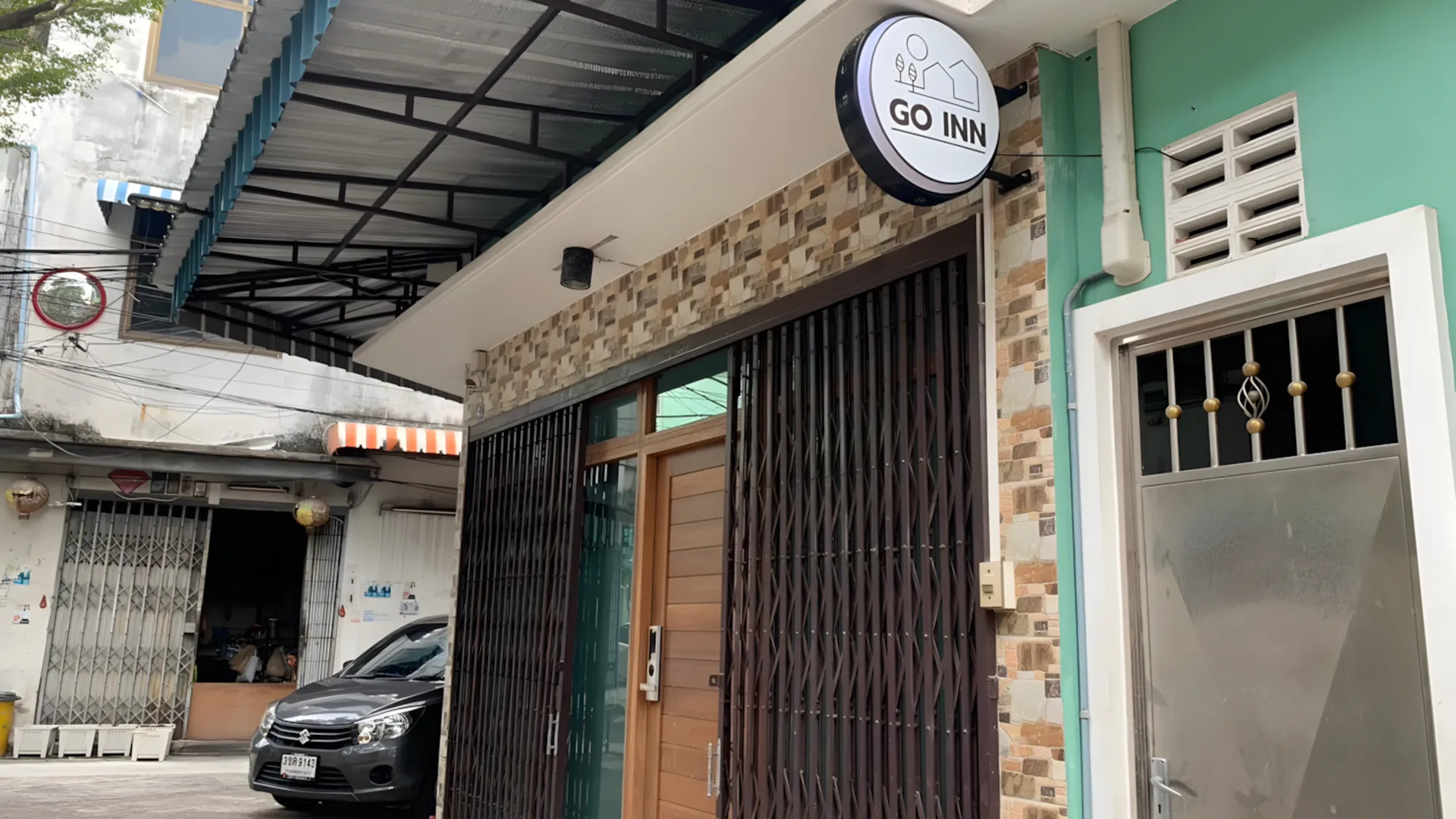 방콕 고 인 더 자이언트 스윙 3성급 호텔 외관