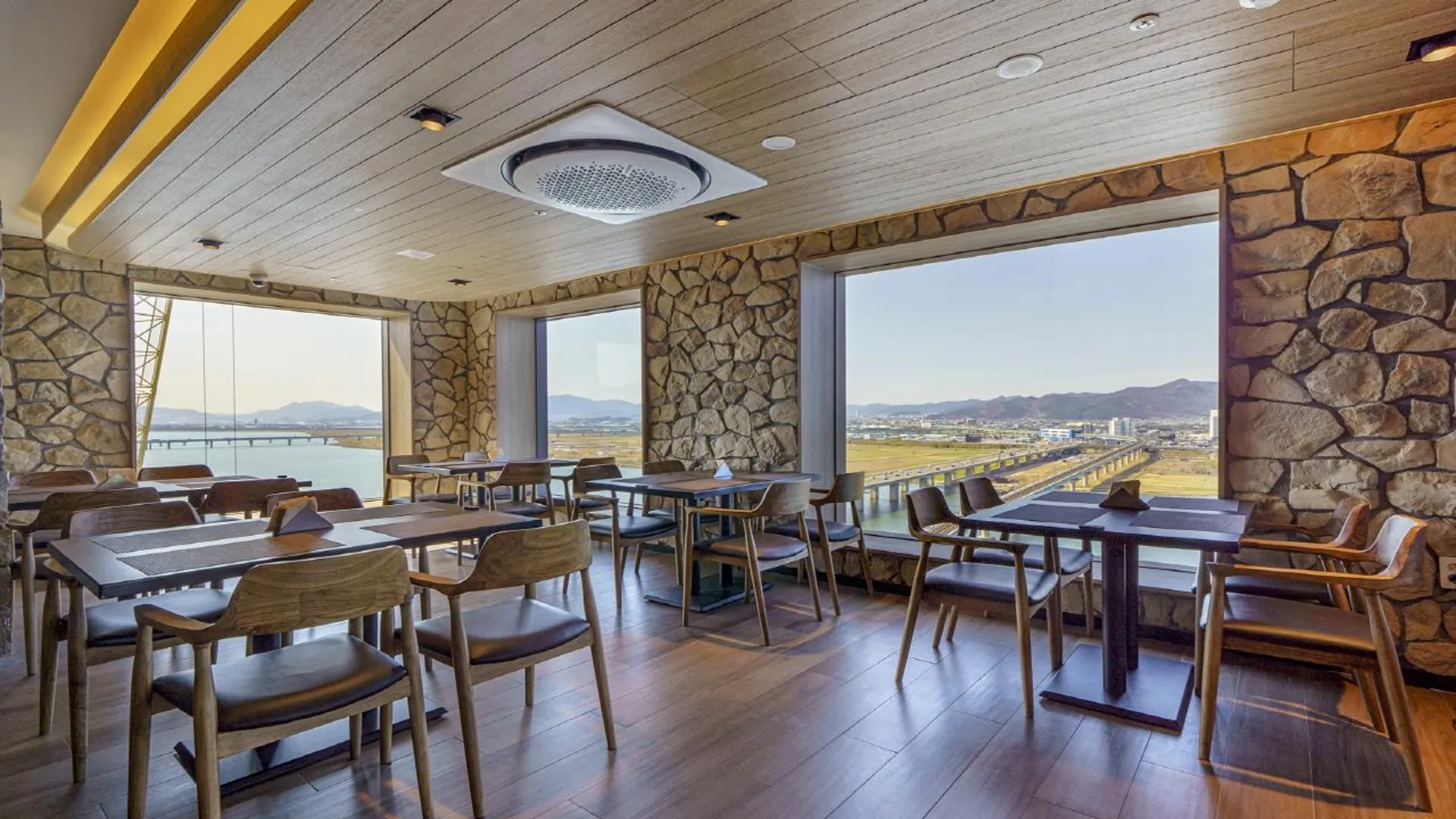 부산 호텔 티티 구포 4성급 호텔 스위트룸