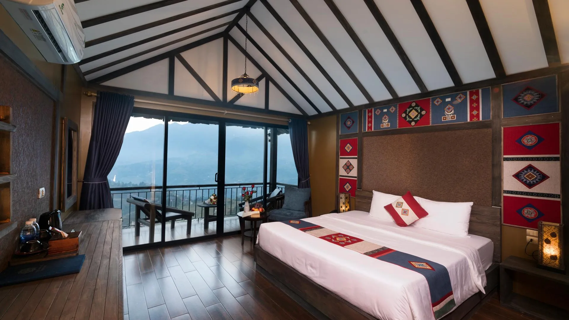 사파 더 몽 빌리지 리조트 앤 스파 호텔 스위트룸