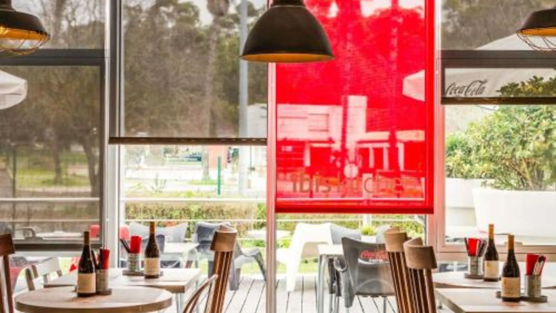 아마 도라 이비스 리스보아 알프라기다 2성급 호텔 객실