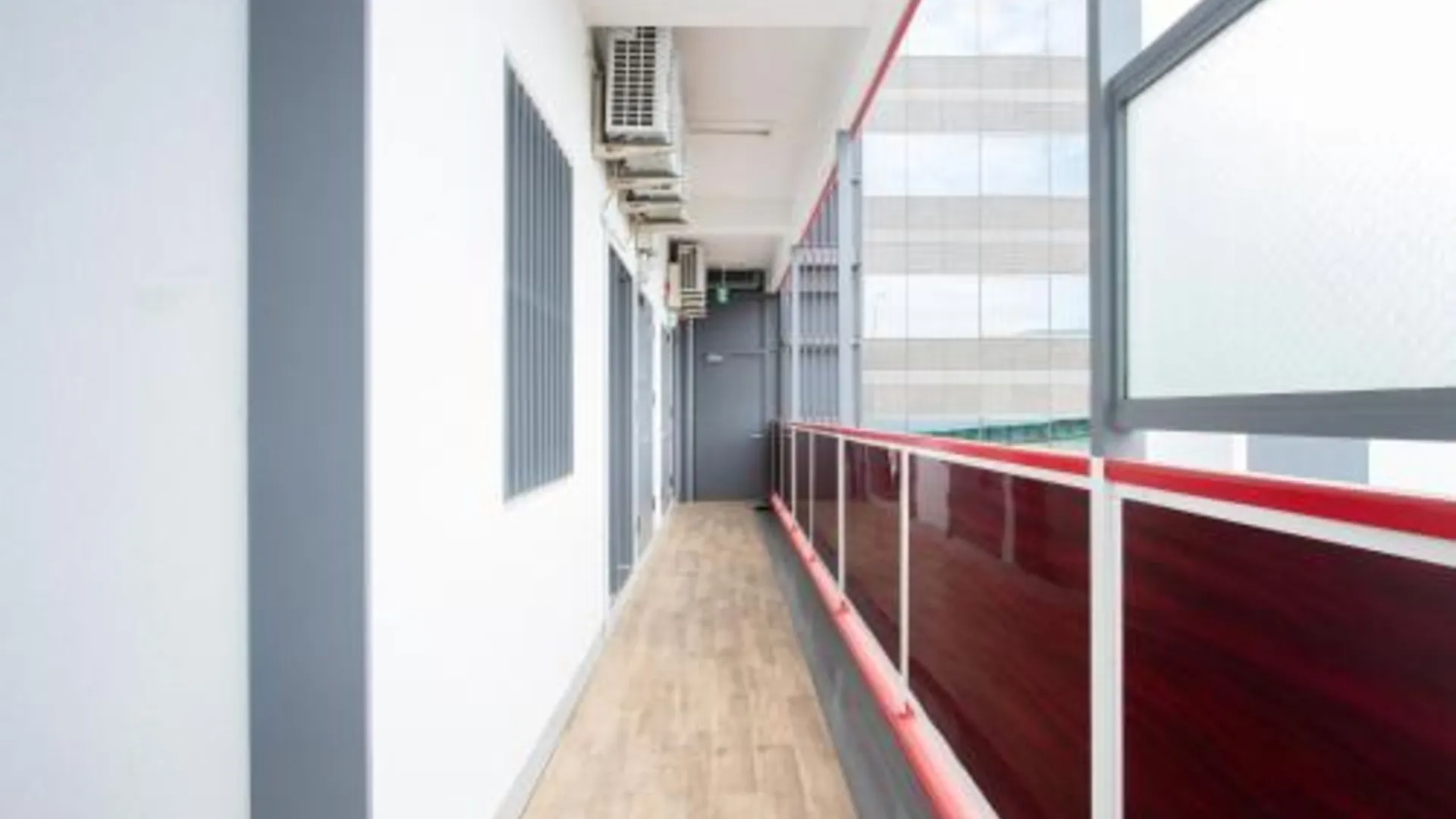 후쿠오카 리얼리티 하카타 2 호텔 3성급 호텔 수영장