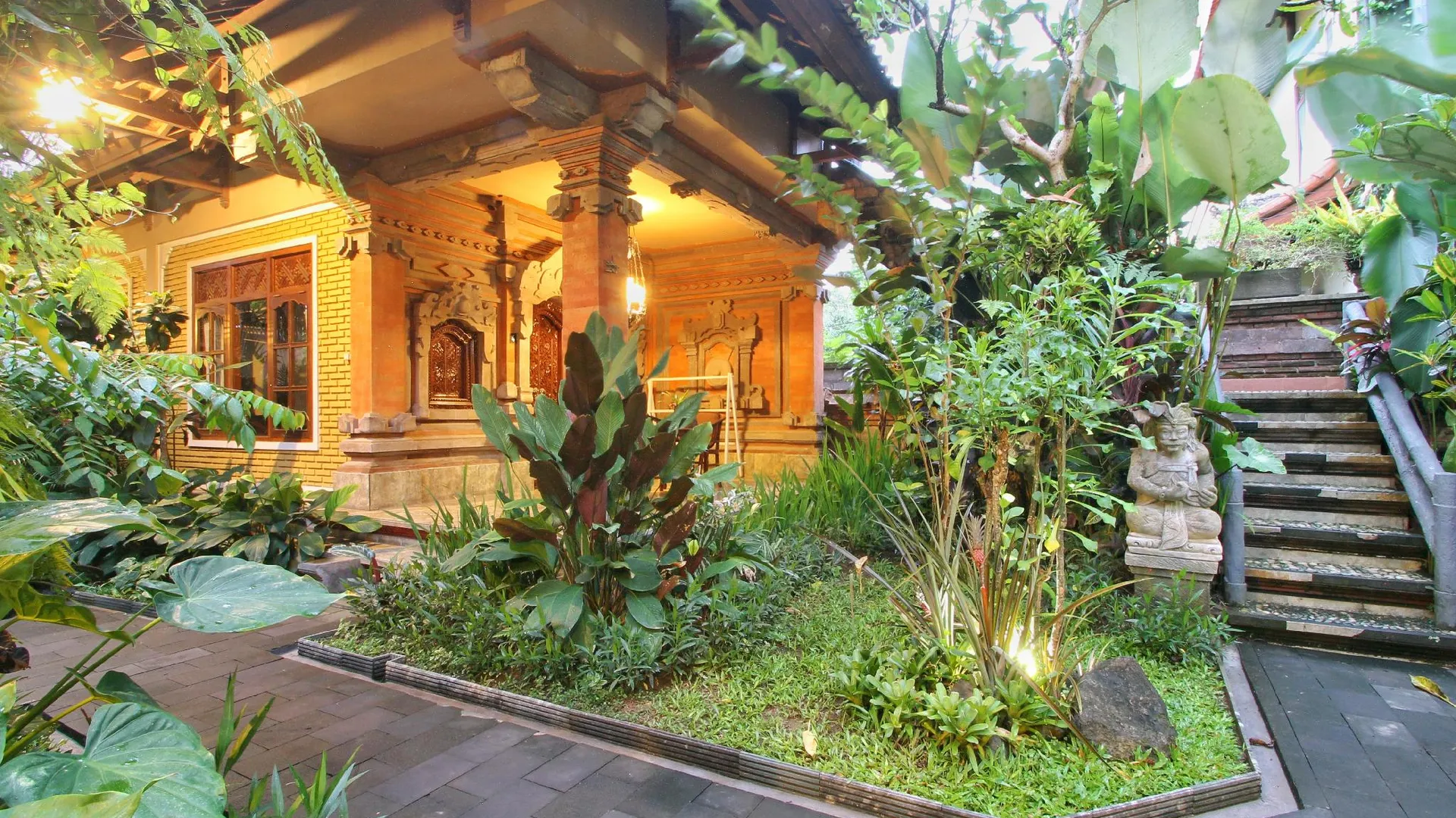 발리 히비스커스 코티지 5성급 게스트하우스 레스토랑