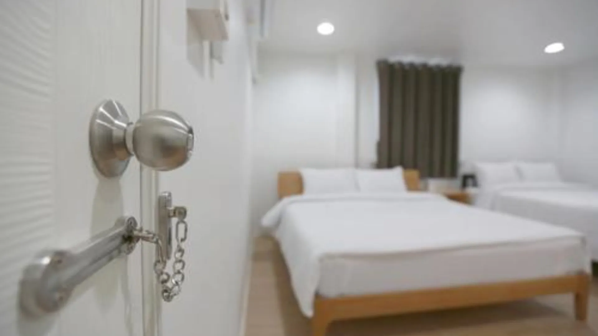 방콕 인터레스트 포쉬텔  2성급 호텔 부대시설