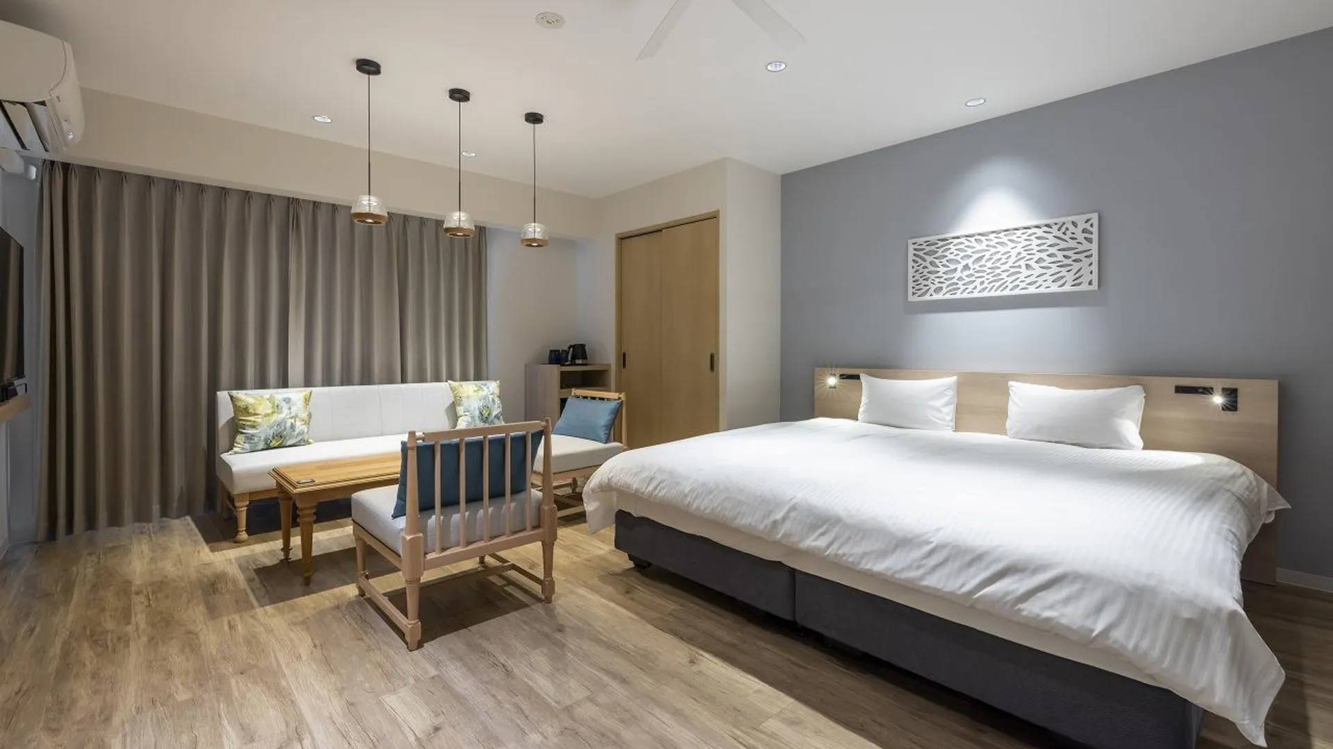 오키나와 본섬 ALPHABED INN Naha Kokusai-dori East 3성급 호텔 스위트룸