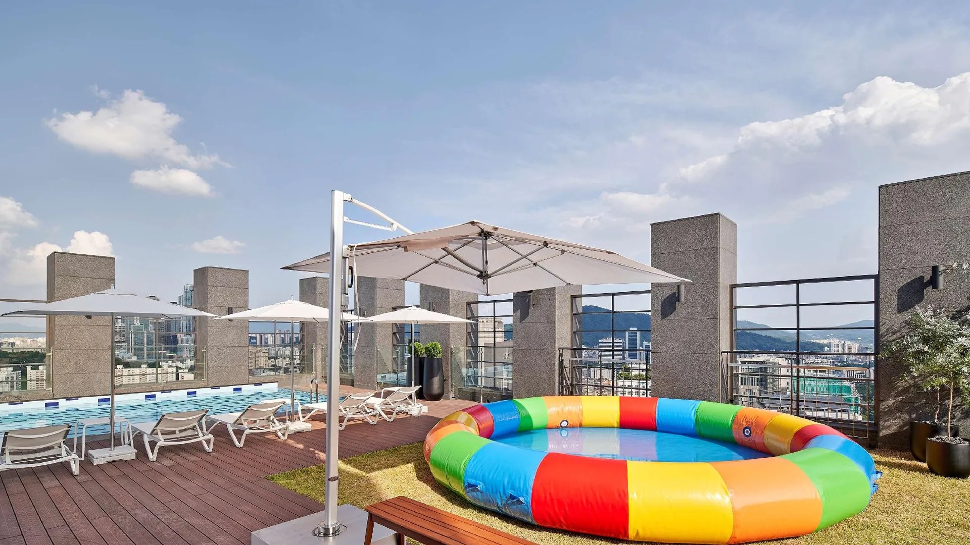 서울 힐튼 가든 인 서울 강남 4성급 호텔 부대시설