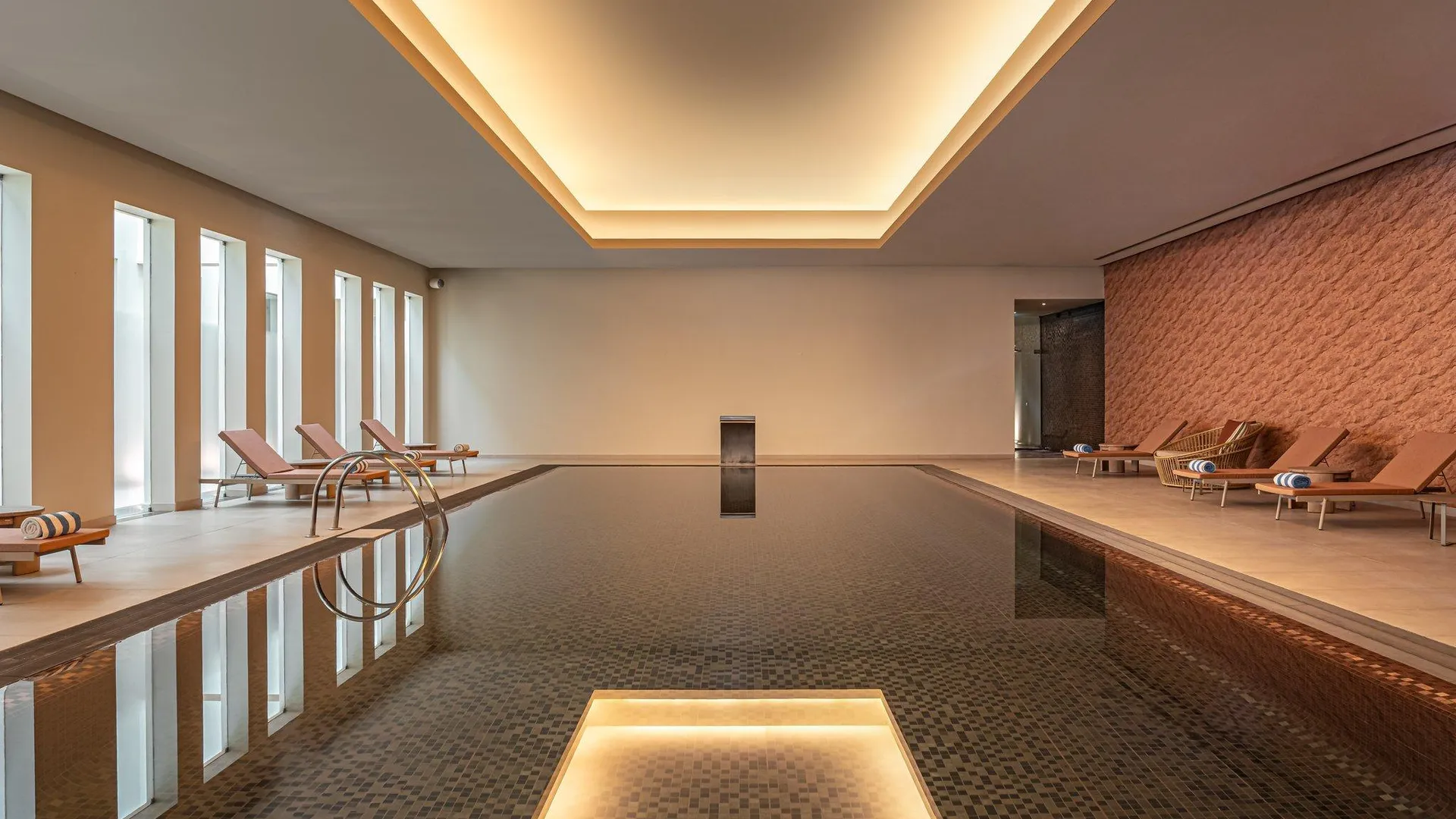 알부페이라 킴튼 아틀란티코 알가르브 바이 IHG 5성급 호텔 수영장