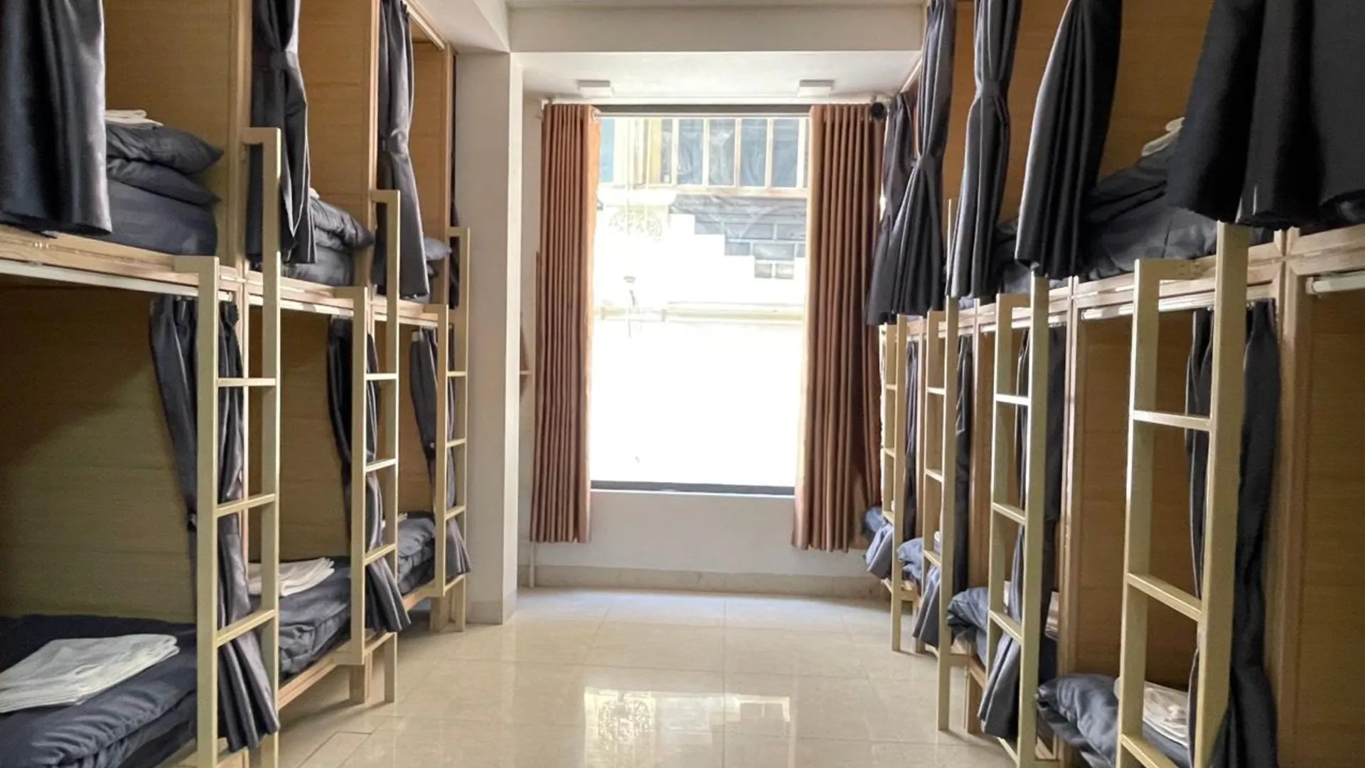 사파 냣츠 사파 센트럴 호스텔 2성급 호텔 스위트룸