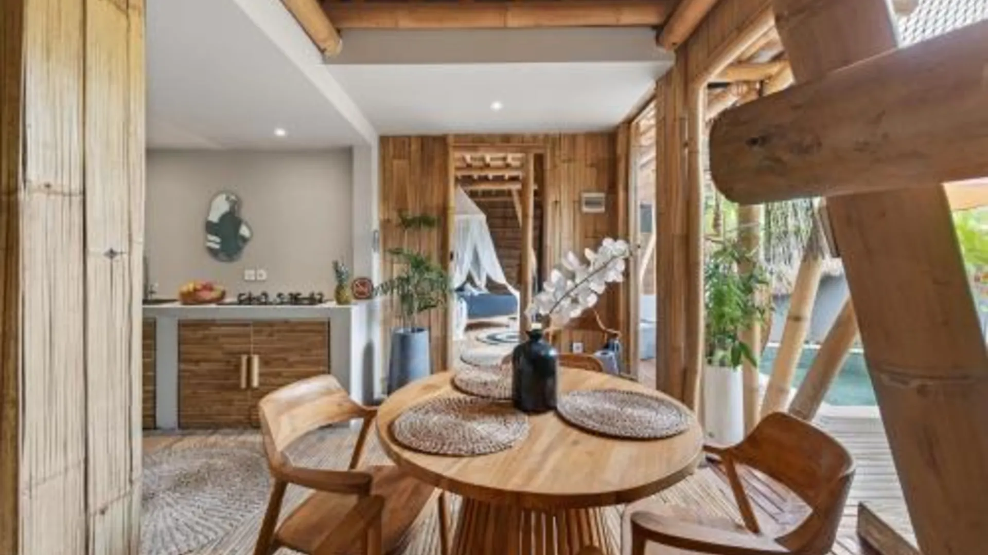 발리 Noon Bamboo Villas Pererenan 4성급 호텔 외관