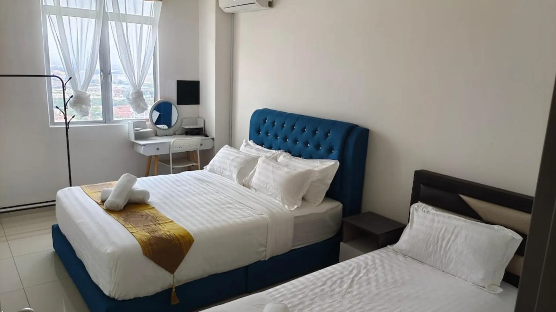 이포 캄퐁 울루 세포르의 아파트먼트 (0m², 침실 3개, 프라이빗 욕실 2개) 4성급 싱글룸 스위트룸