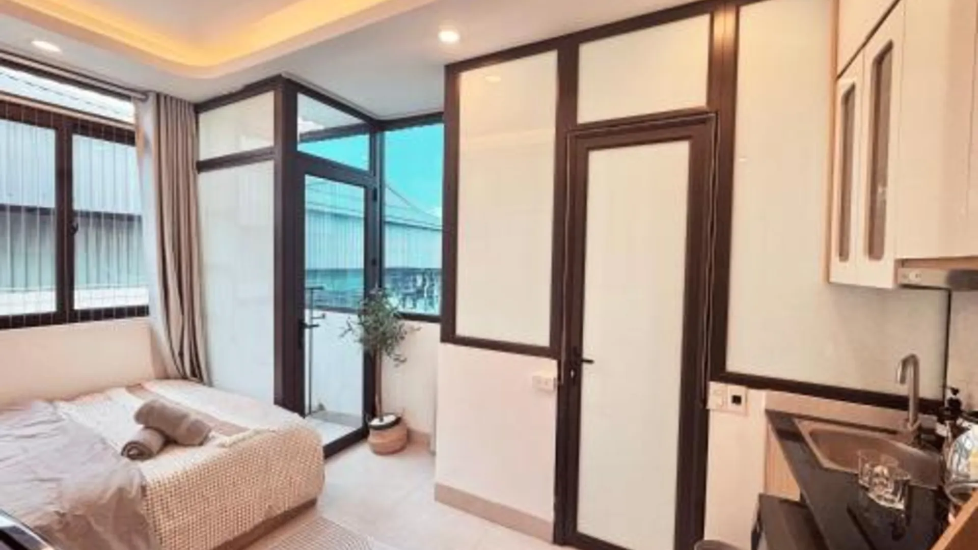 하노이 더 리틀 하노이 - 프레시 홈 - 센터드 4성급 게스트하우스 스위트룸