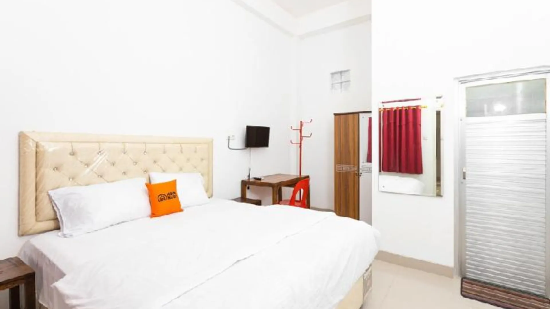 마카사르 Fortuner Homestay Syariah Makassar Mitra RedDoorz 2성급 게스트하우스 객실