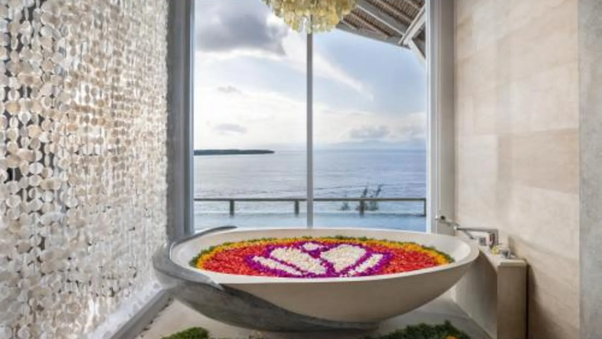 발리 프라마나 나투라 누사 페니다 4성급 호텔 레스토랑