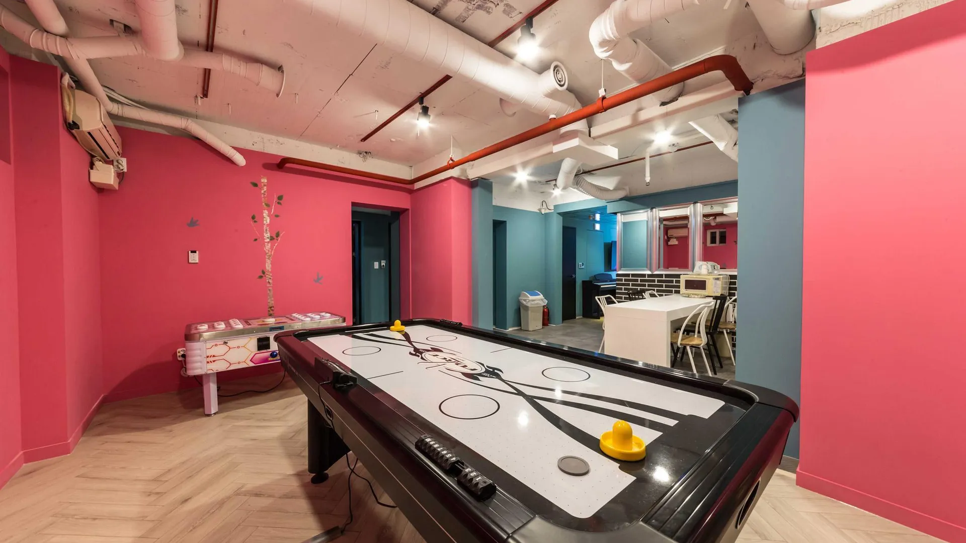 서울 신촌 모모 호텔 객실