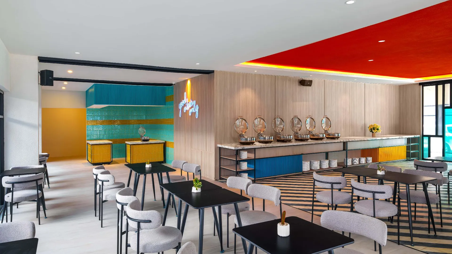 발리 퀘스트 바이브 데위 스리 발리 3성급 호텔 외관