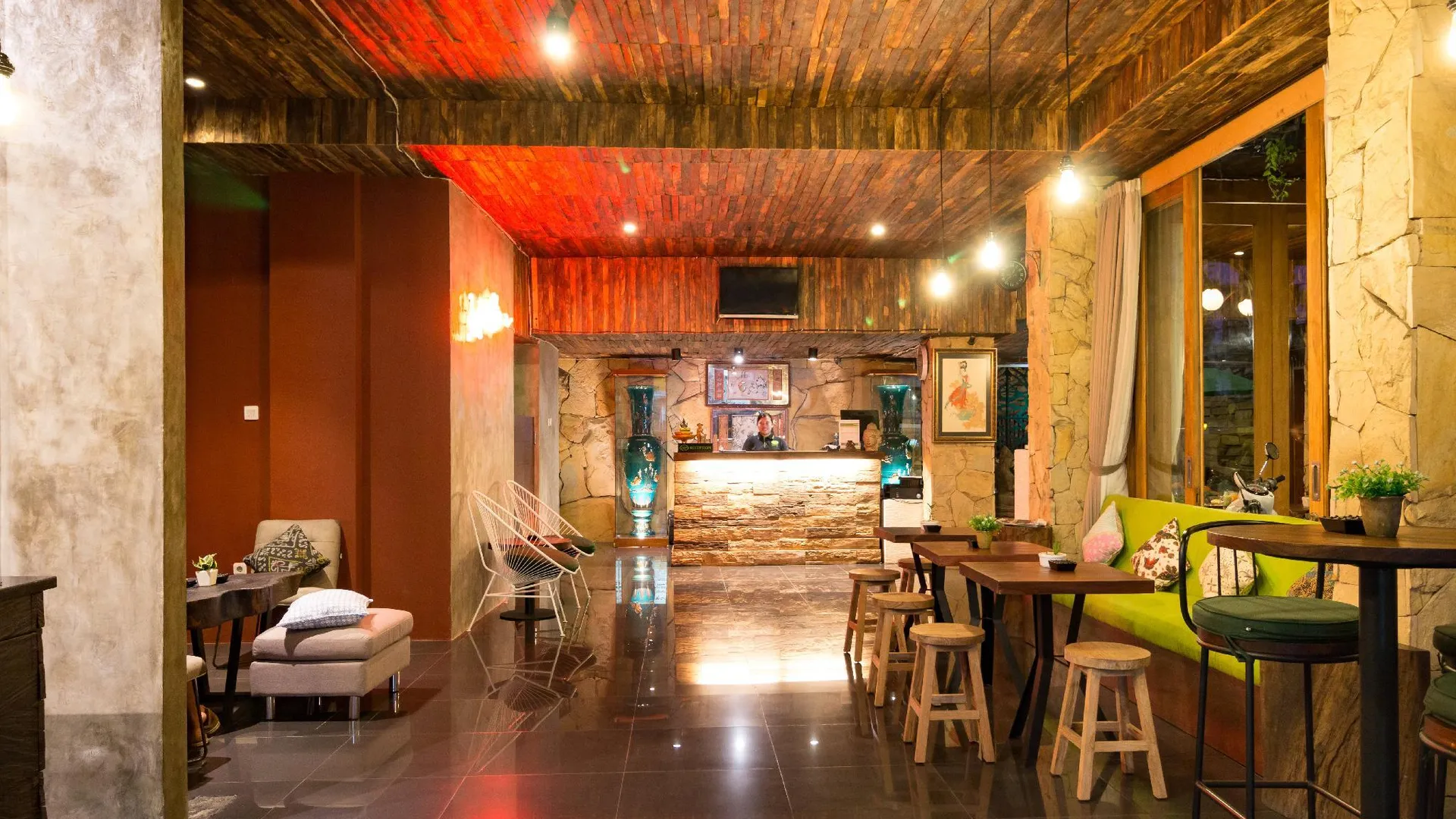 발리 하디 포에트라 호텔 3성급 호텔 로비