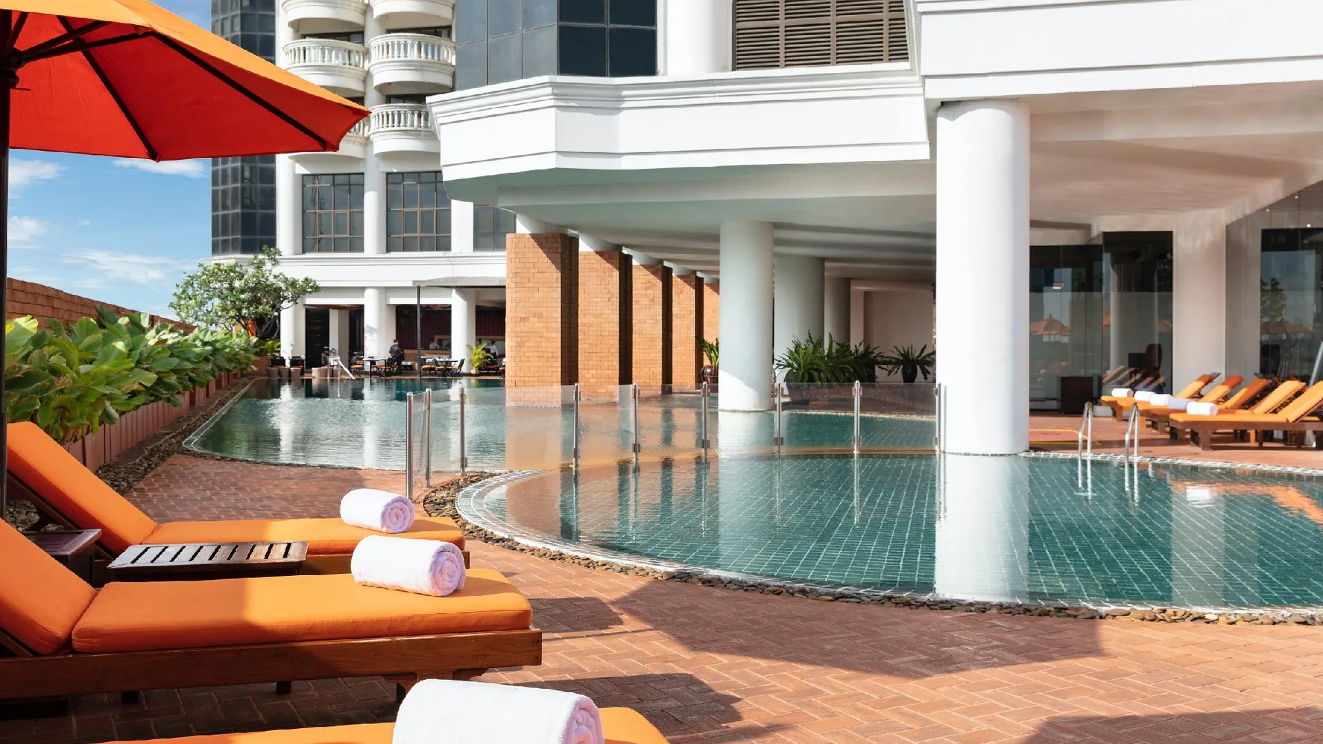 방콕 타워 클럽 앳 르부아 호텔 5성급 호텔 수영장