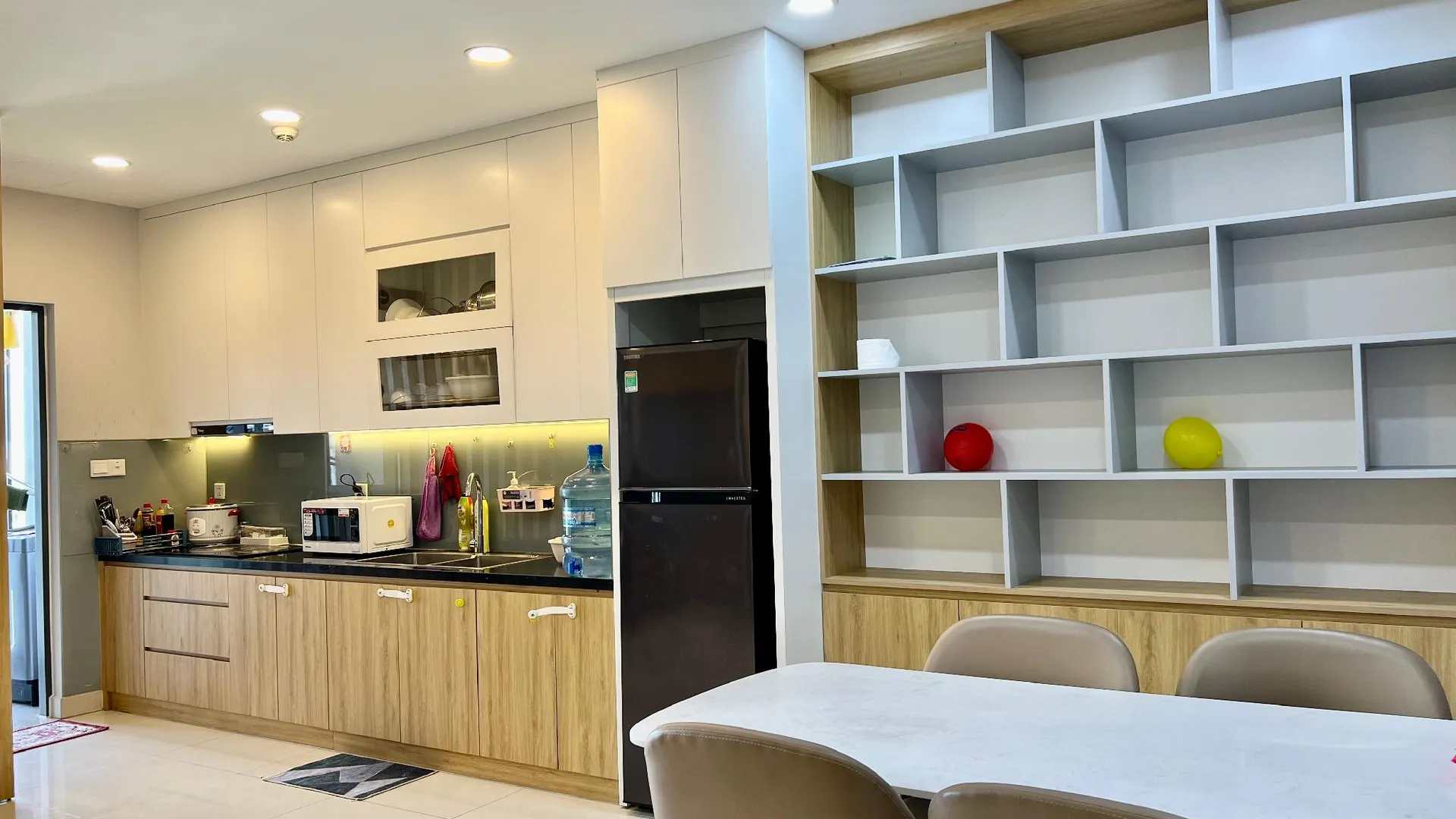 호치민 탄푸의 아파트먼트 (86m², 침실 2개, 프라이빗 욕실 2개) 2성급 싱글룸 외관