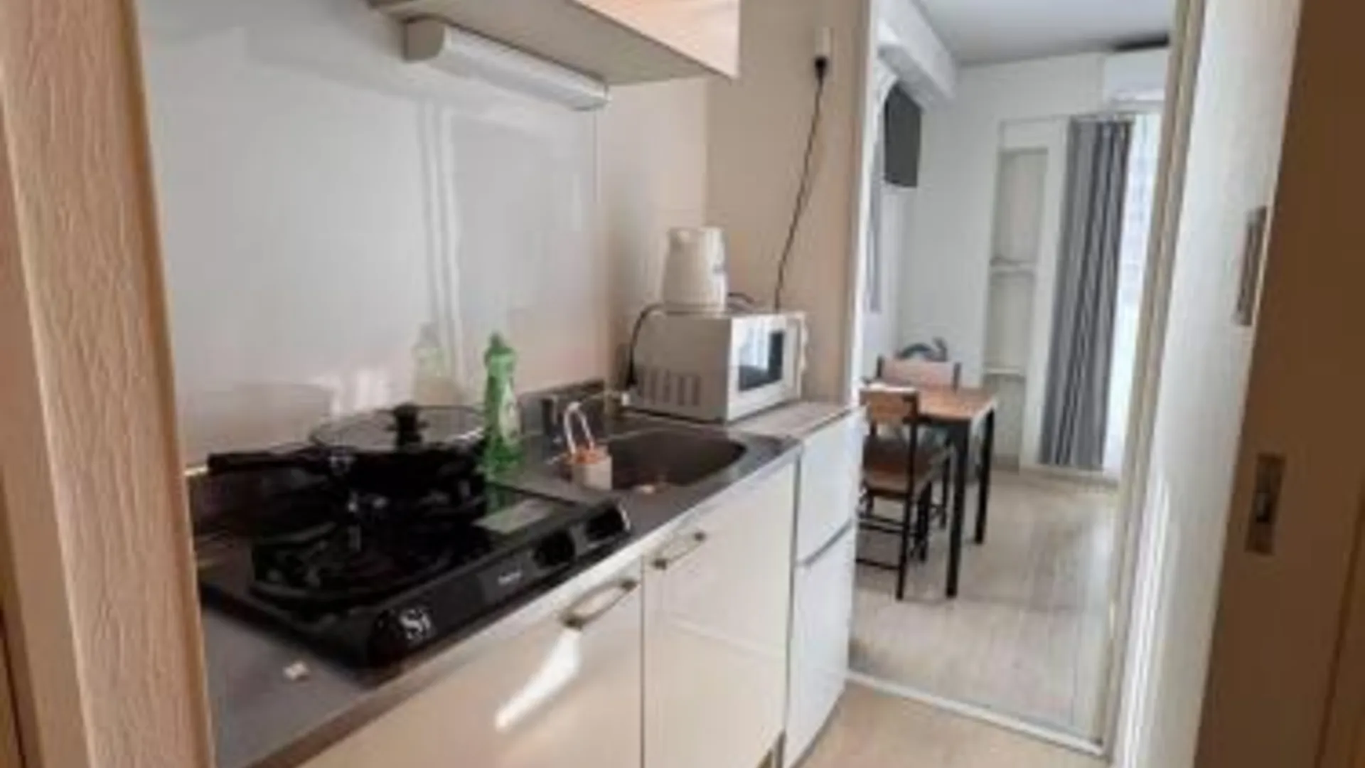 오사카 PLy 2성급 게스트하우스 외관