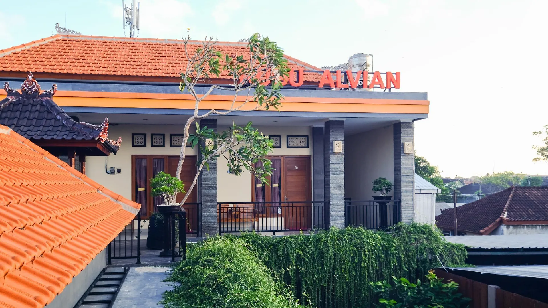 발리 오요 3771 쿠부 알비안 게스트하우스 2성급 호텔 전망