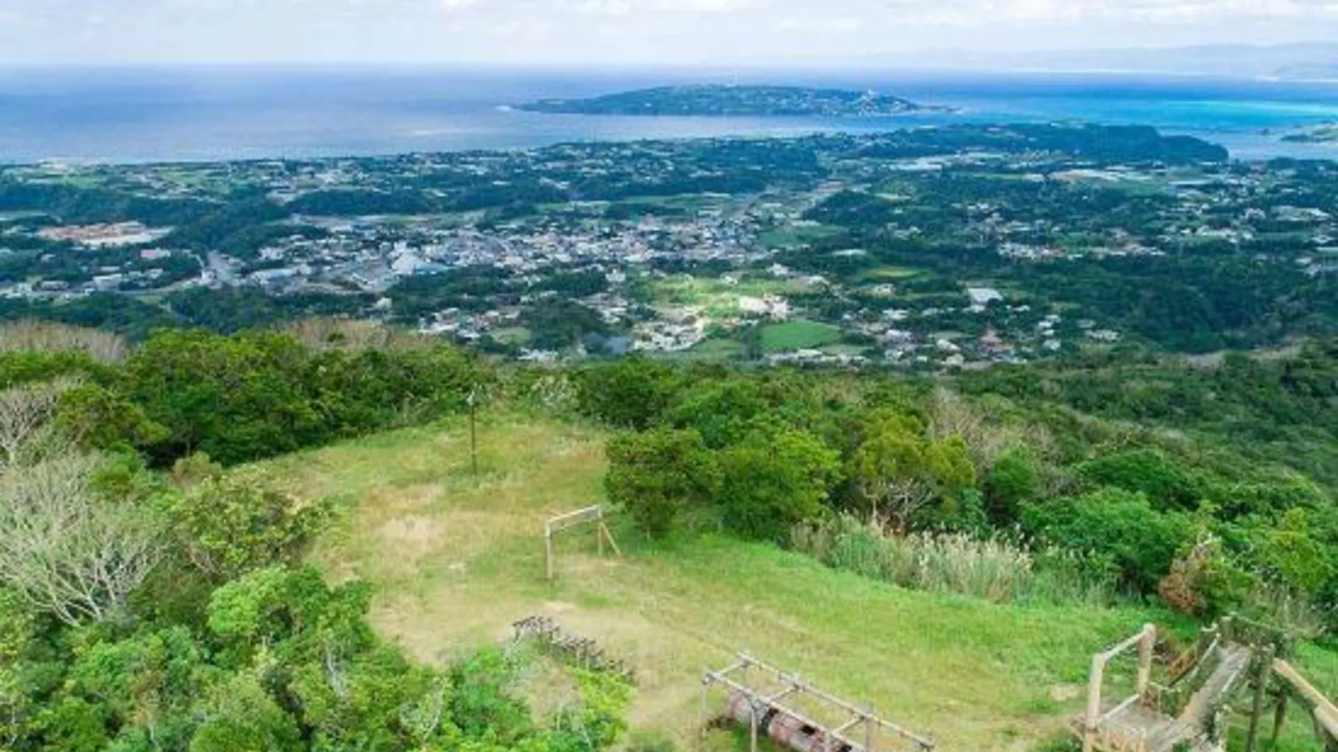 오키나와 본섬 Oppadake Forest Park Camp and Bungalows 3성급 호텔 로비