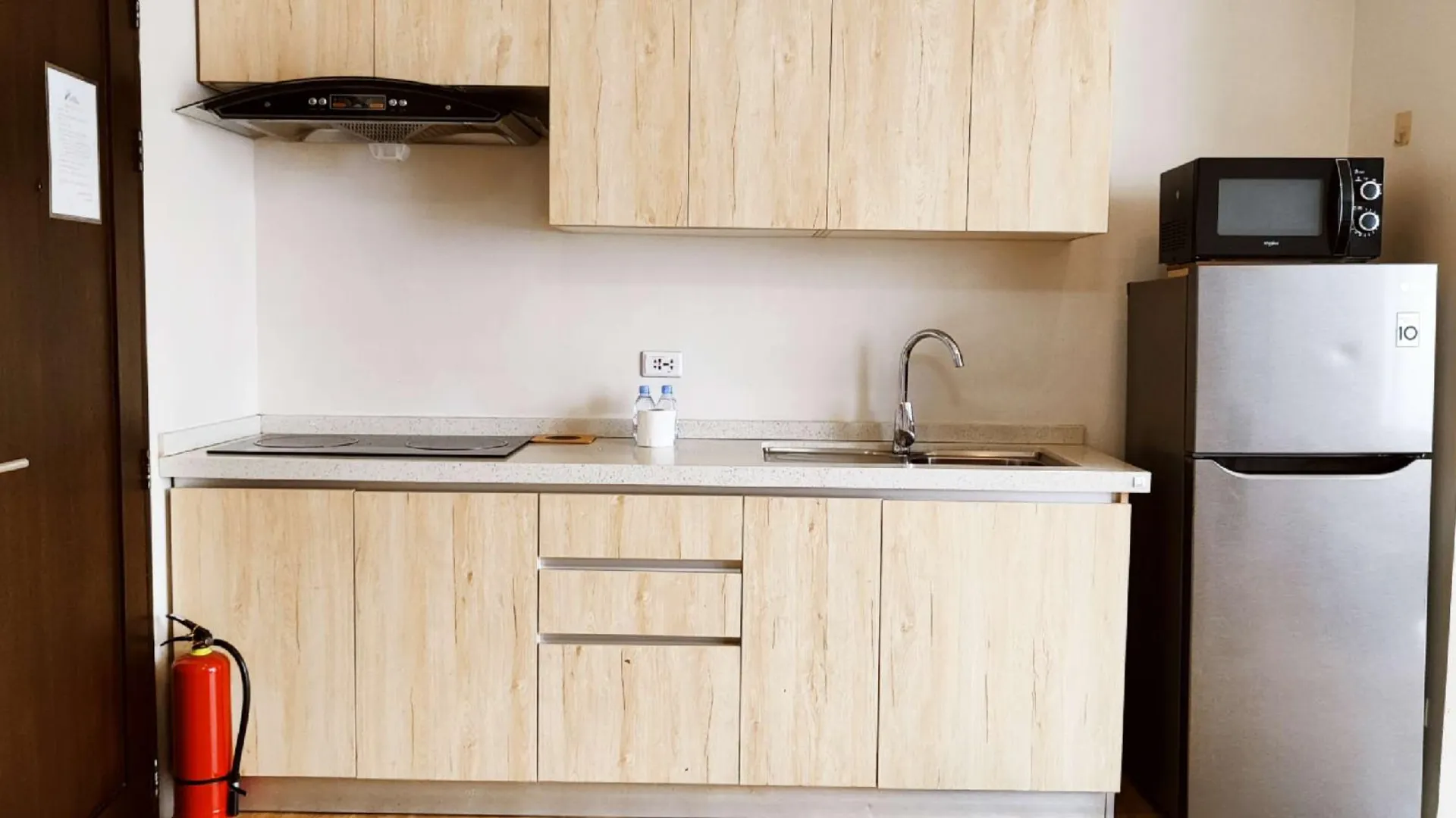 세부 북 개간 지역의 아파트먼트 (32m², 침실 1개, 프라이빗 욕실 1개) 3성급 싱글룸 수영장