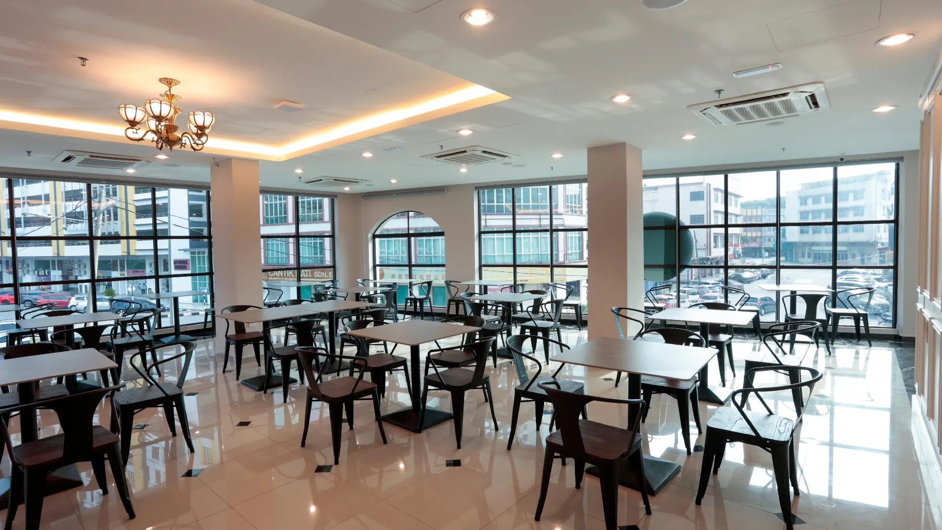 이포 The Host Hotel 2성급 호텔 외관