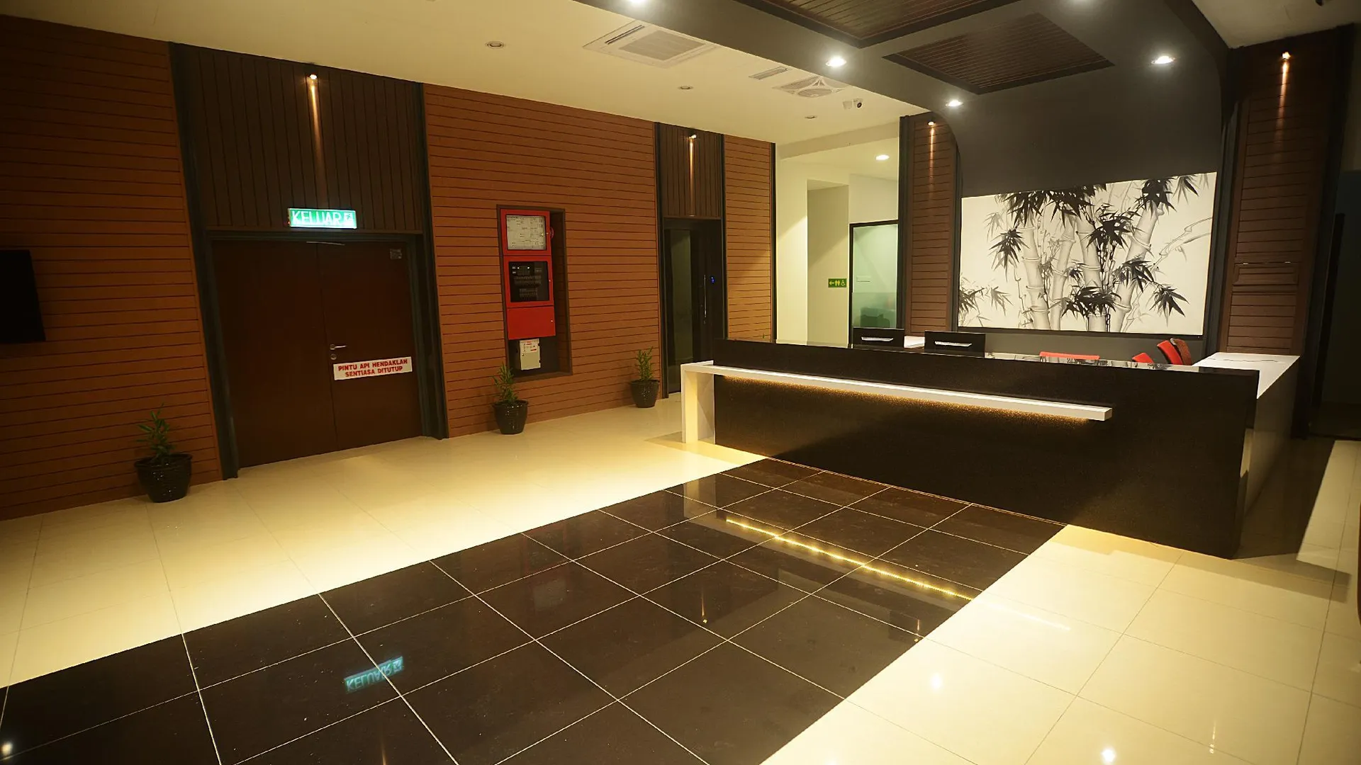 쿠알라 리피스 스타-웰 호텔 2성급 호텔 수영장