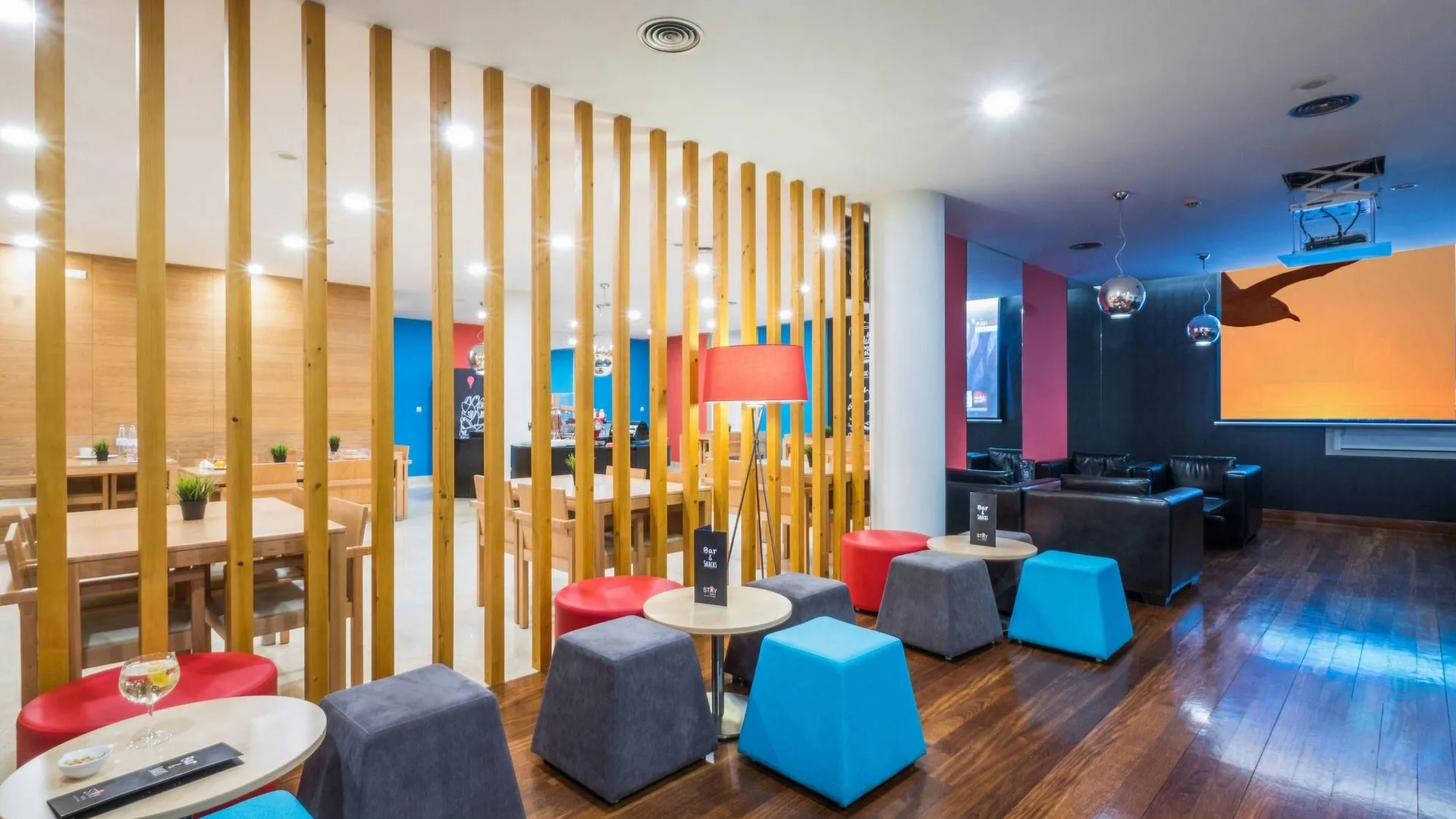 귀마레스 스테이 호텔 기마랑이스 센트로 4성급 호텔 로비