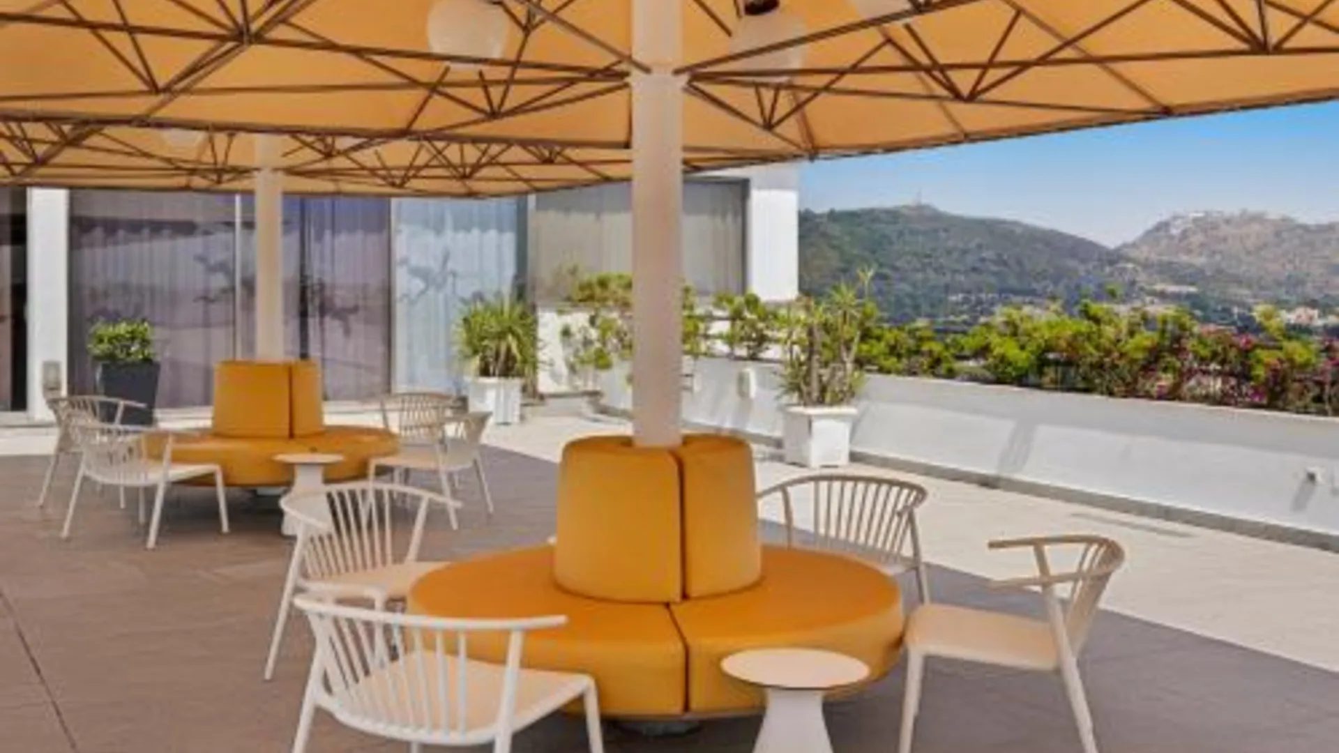 세투발 호텔 도 사도 비즈니스 앤 네이처 4성급 호텔 레스토랑