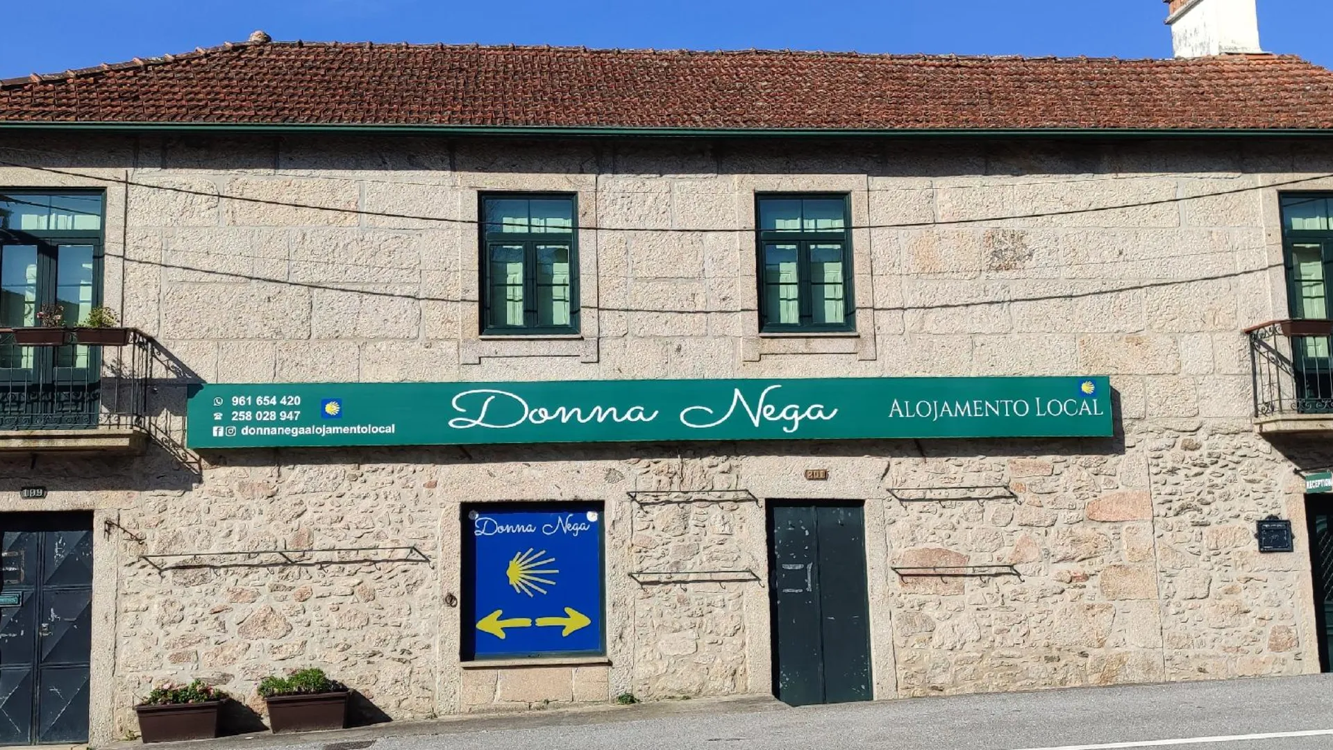 카민하 도나 네가 알로자멘토 로컬 3성급 게스트하우스 객실