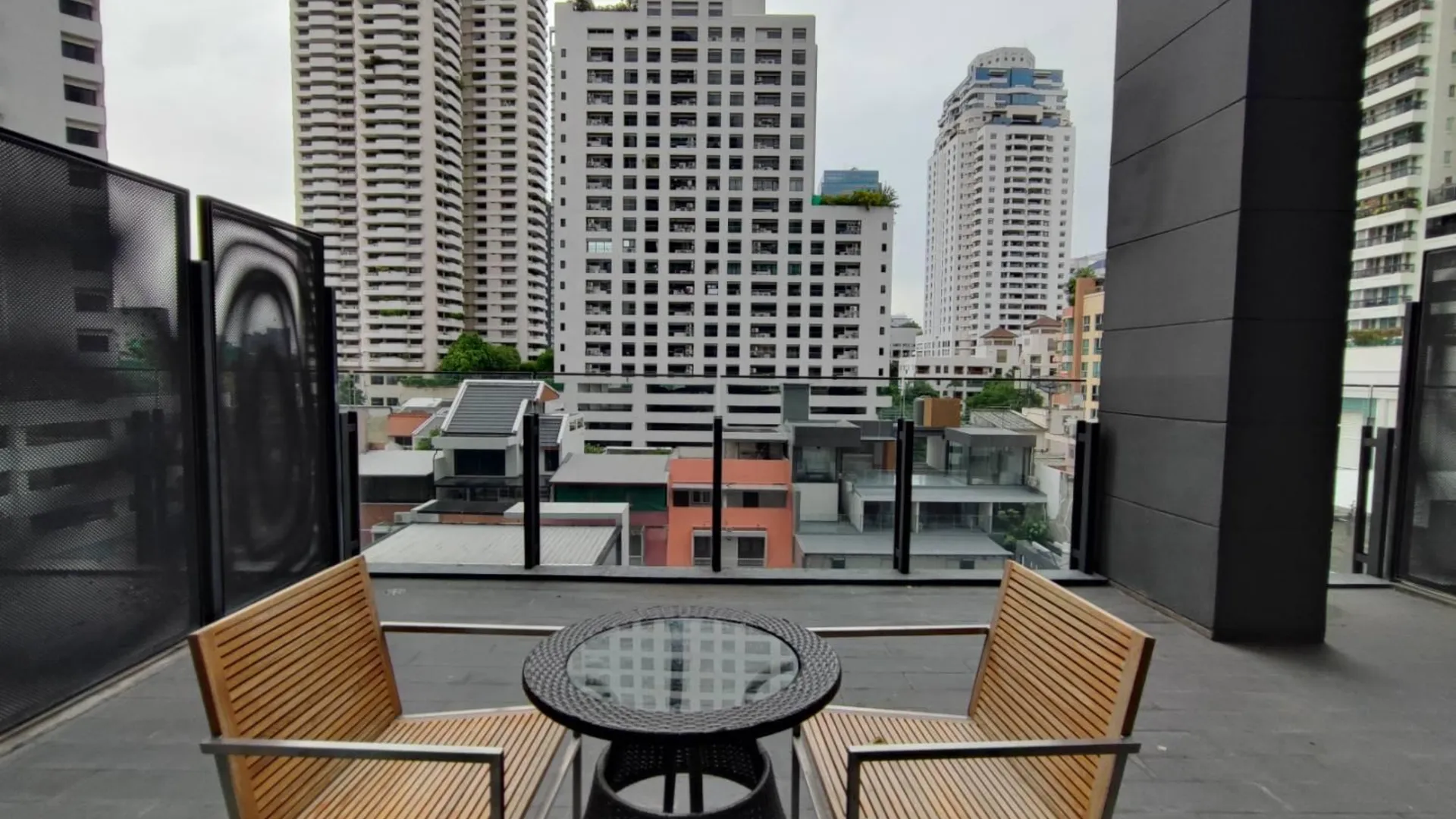 방콕 빠뚜남의 아파트먼트 (46m², 침실 1개, 프라이빗 욕실 1개) 4성급 게스트하우스 수영장