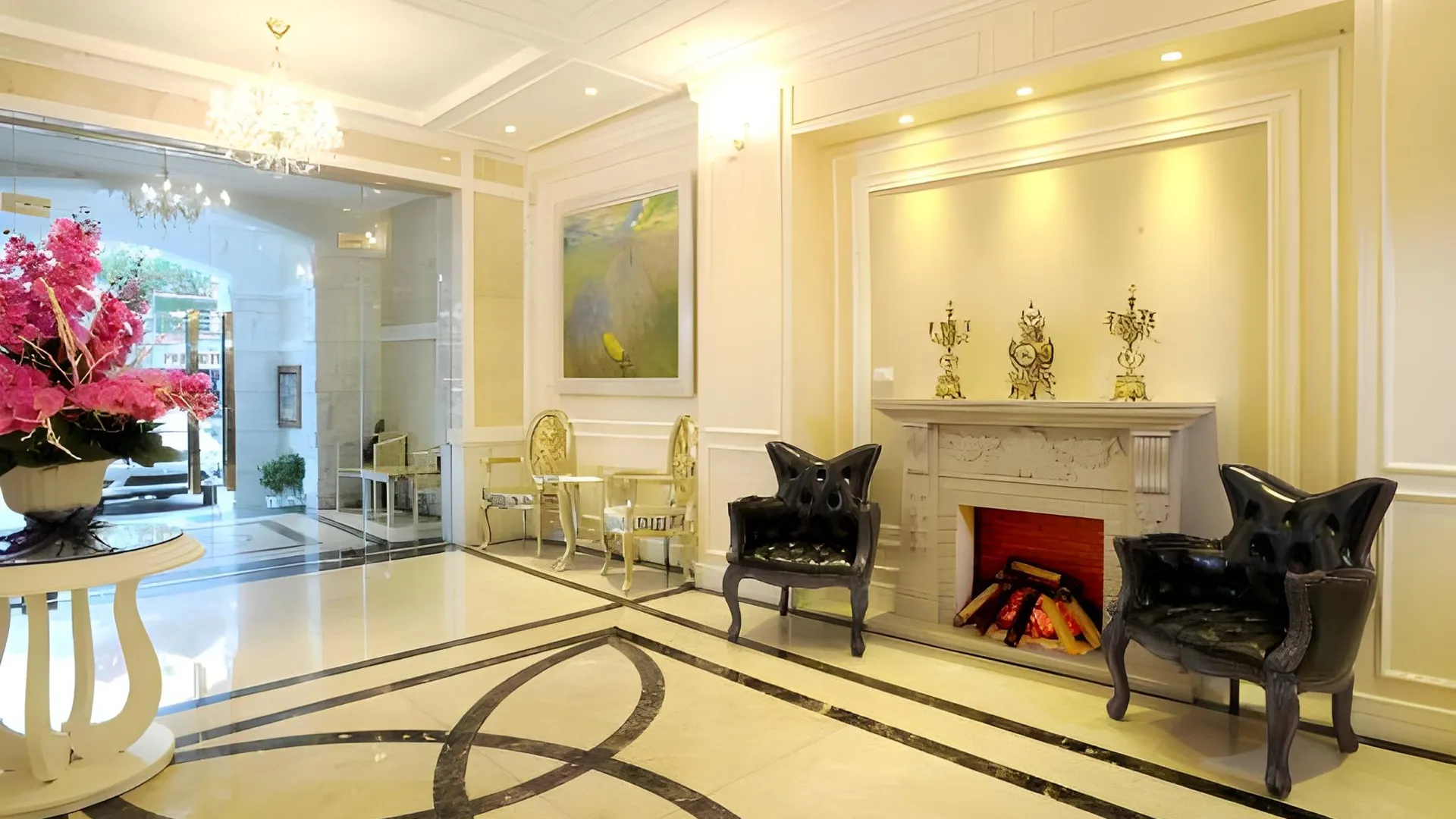 하노이 M 빌리지 호텔 롱비엔 4성급 호텔 로비