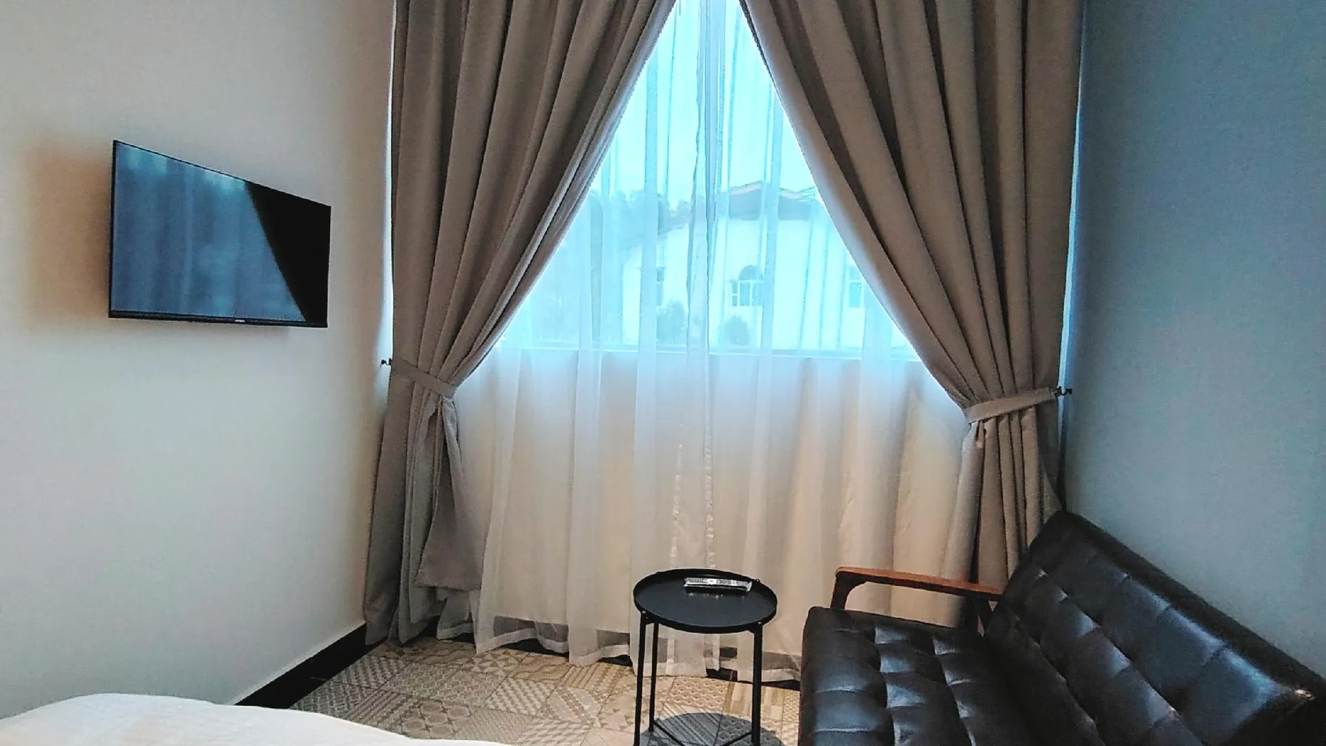 말라카 바투 베렌담의 프라이빗 하우스 (m², 침실 7개, 프라이빗 욕실 7개) 3성급 싱글룸 수영장