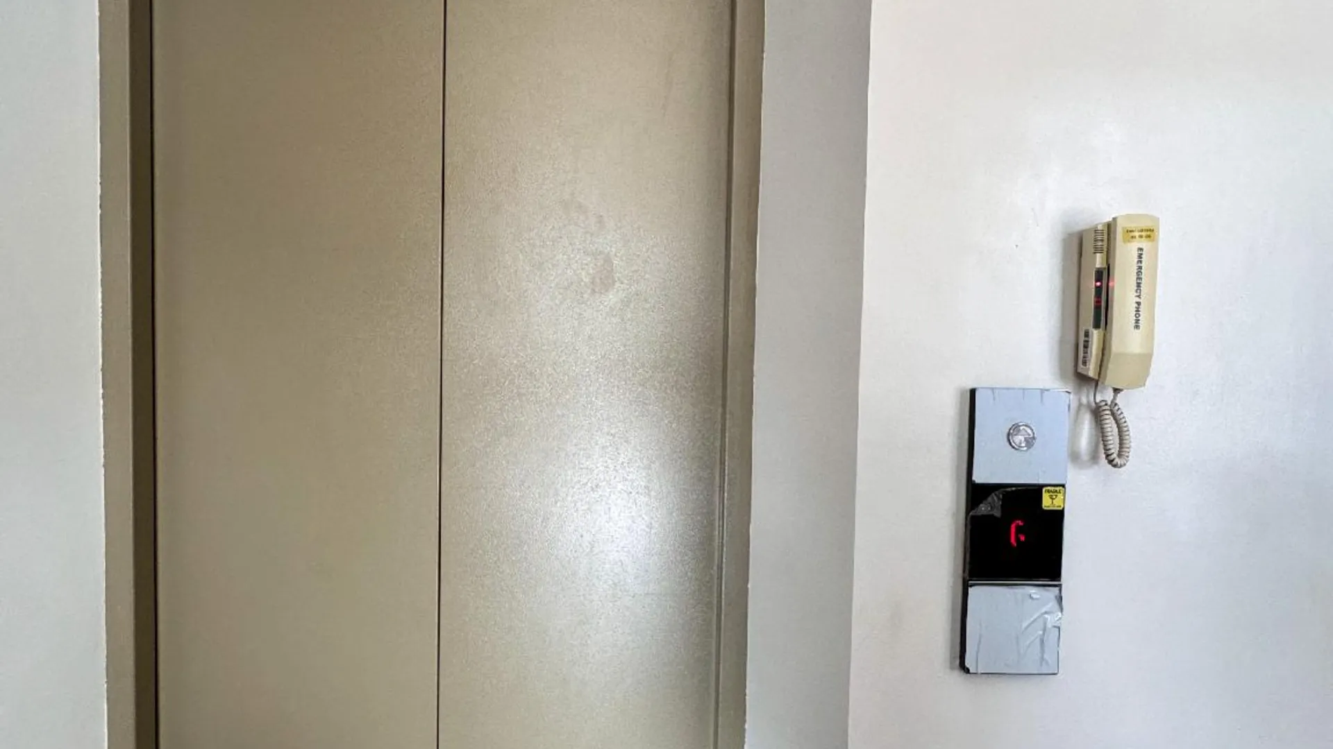 세부 아몬드 스위트 3성급 호텔 로비