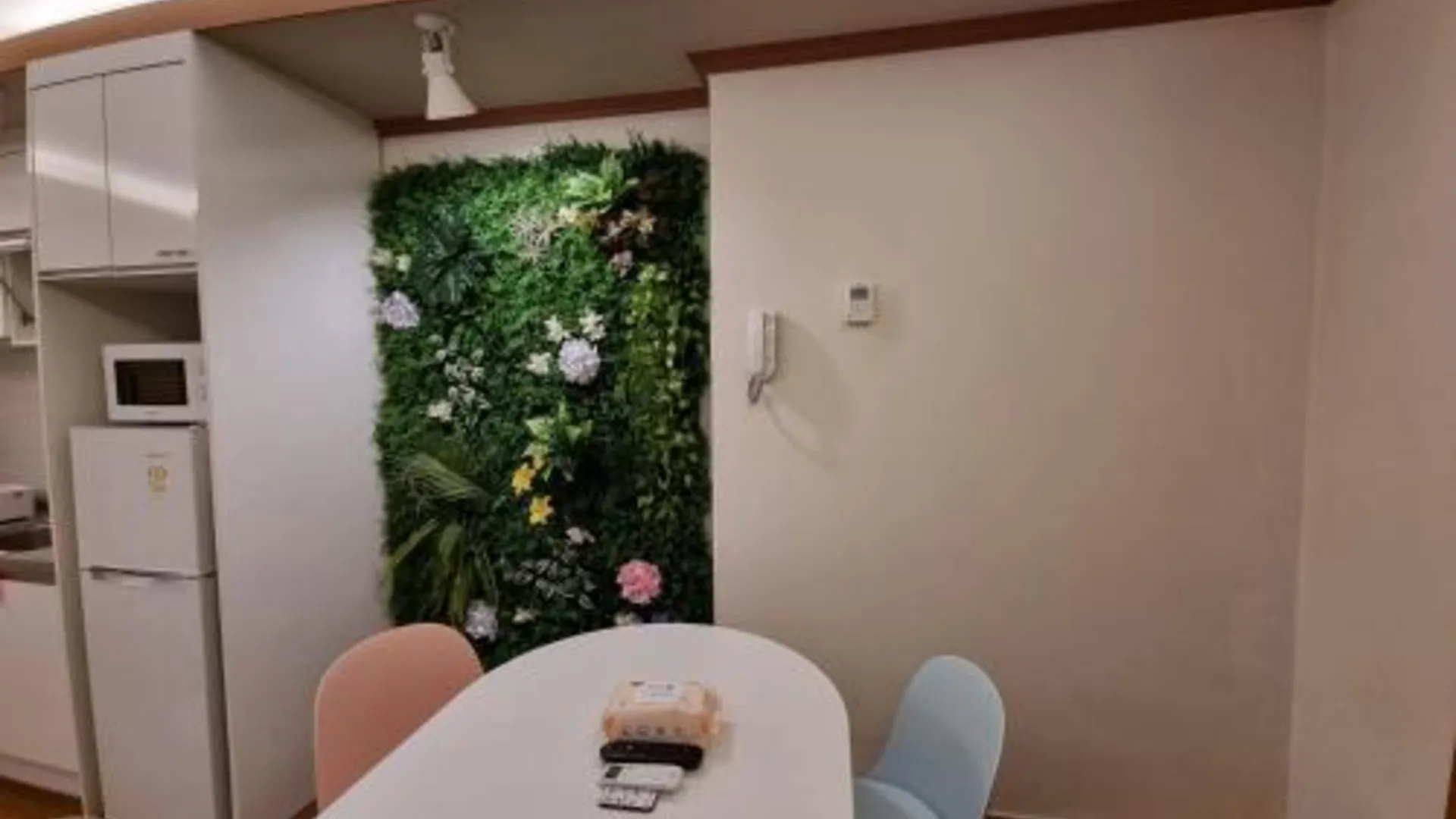 서울 신촌의 프라이빗 하우스 (m², 침실 1개, 프라이빗 욕실 1개) 4성급 게스트하우스 객실