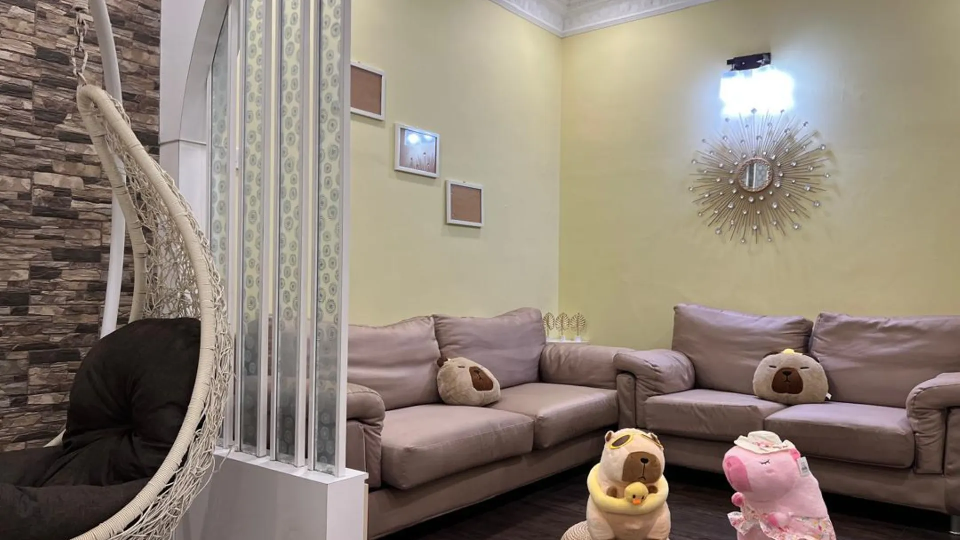 이포 타만 반다라야의 프라이빗 하우스 (m², 침실 4개, 프라이빗 욕실 4개) 3성급 게스트하우스 부대시설